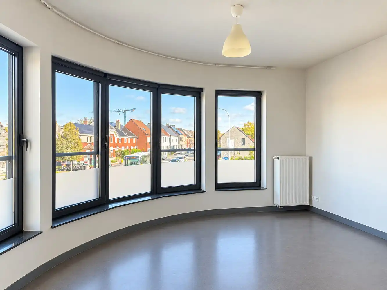 Ruim en zonnig 3-slaapkamerappartement van ca. 160 m² in het centrum van Merelbeke en mogelijkheid tot terras foto 10