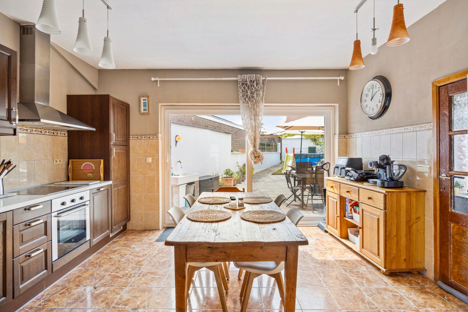 Gerenoveerde 3-gevelwoning, 4 slaapkamers te Asse foto 8