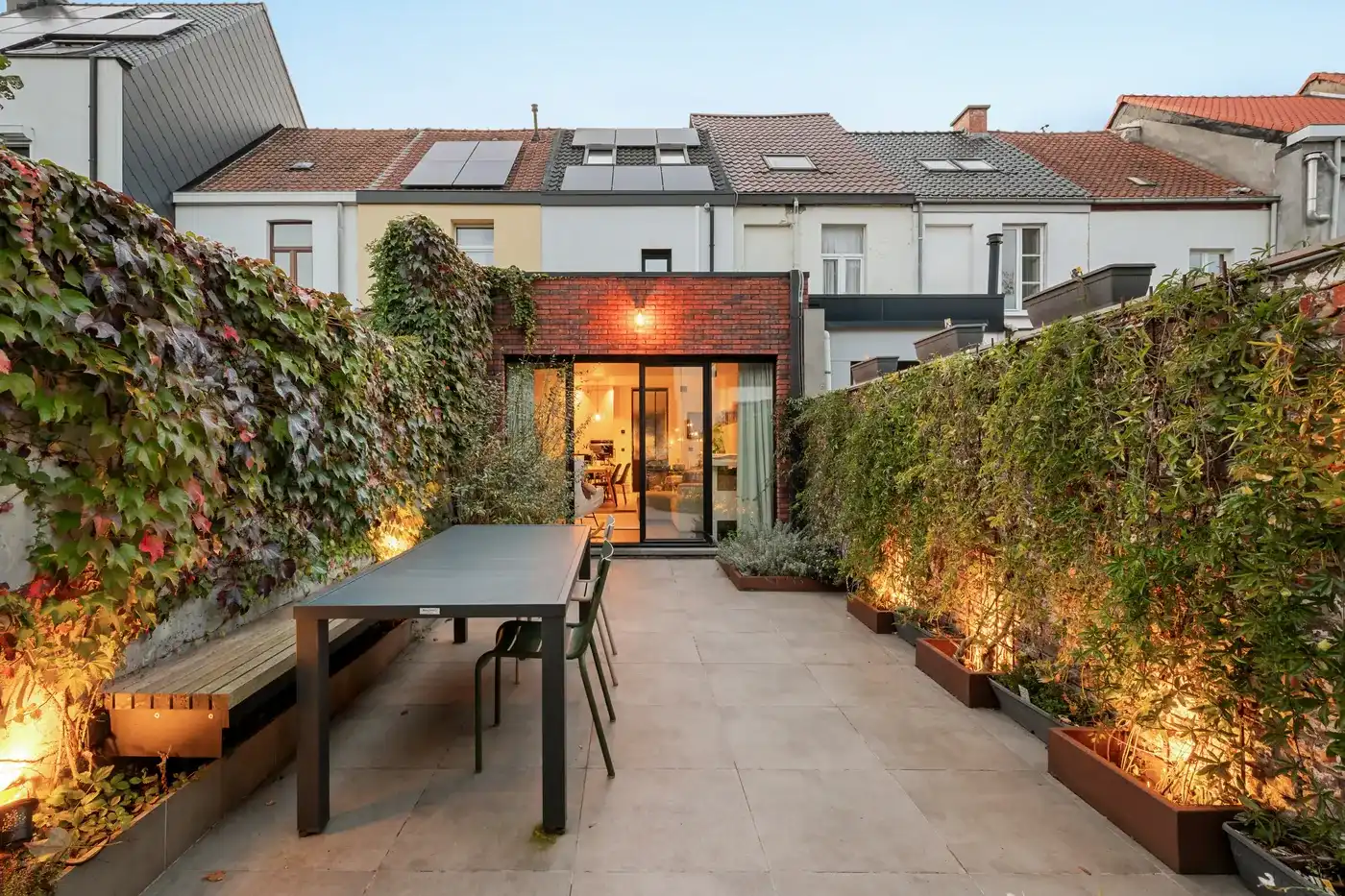 Charmante woning met prachtig aangelegde tuin in Gentbrugge foto 3