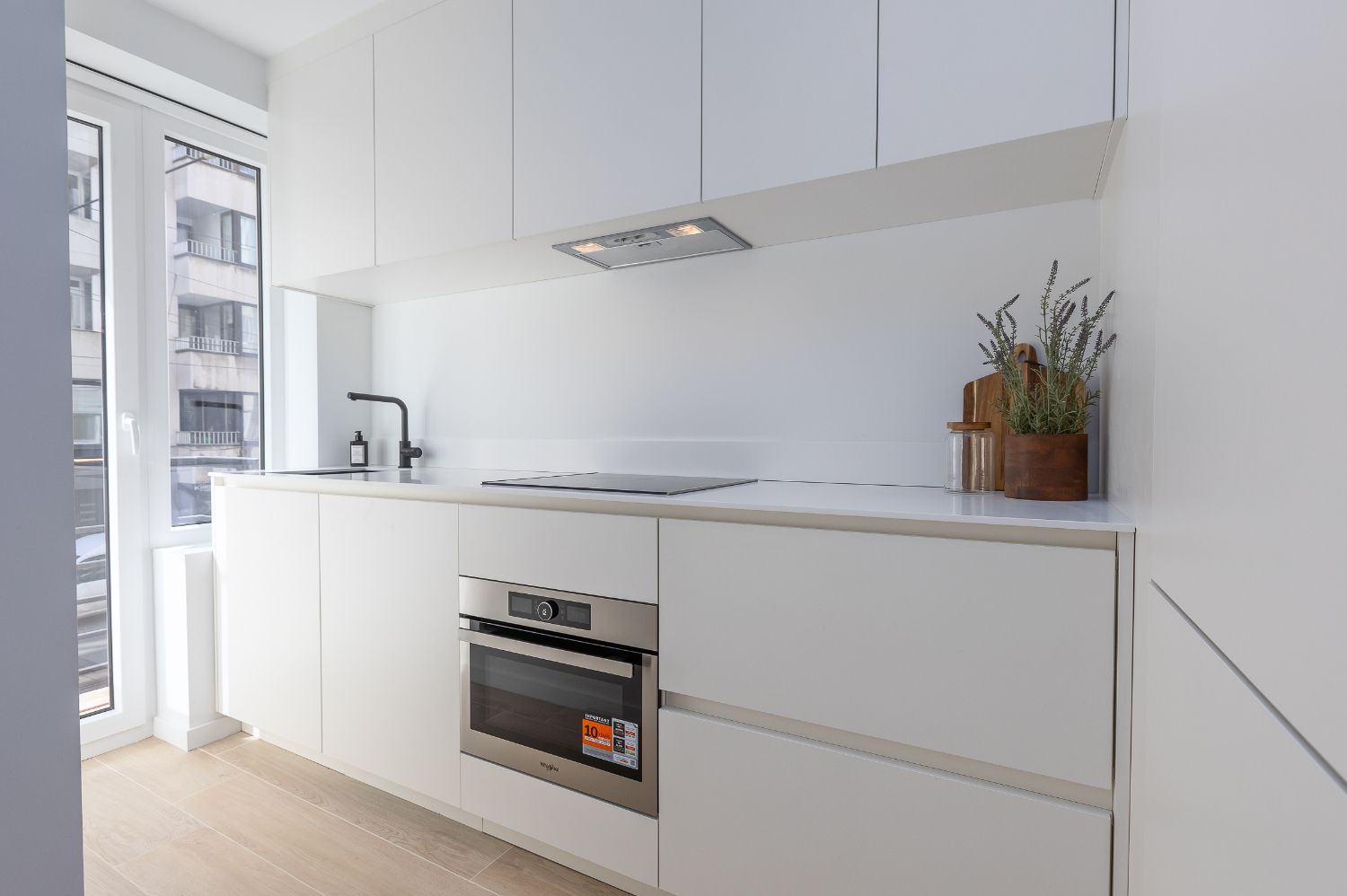 Gerenoveerd 2 slaapkamer appartement foto 6