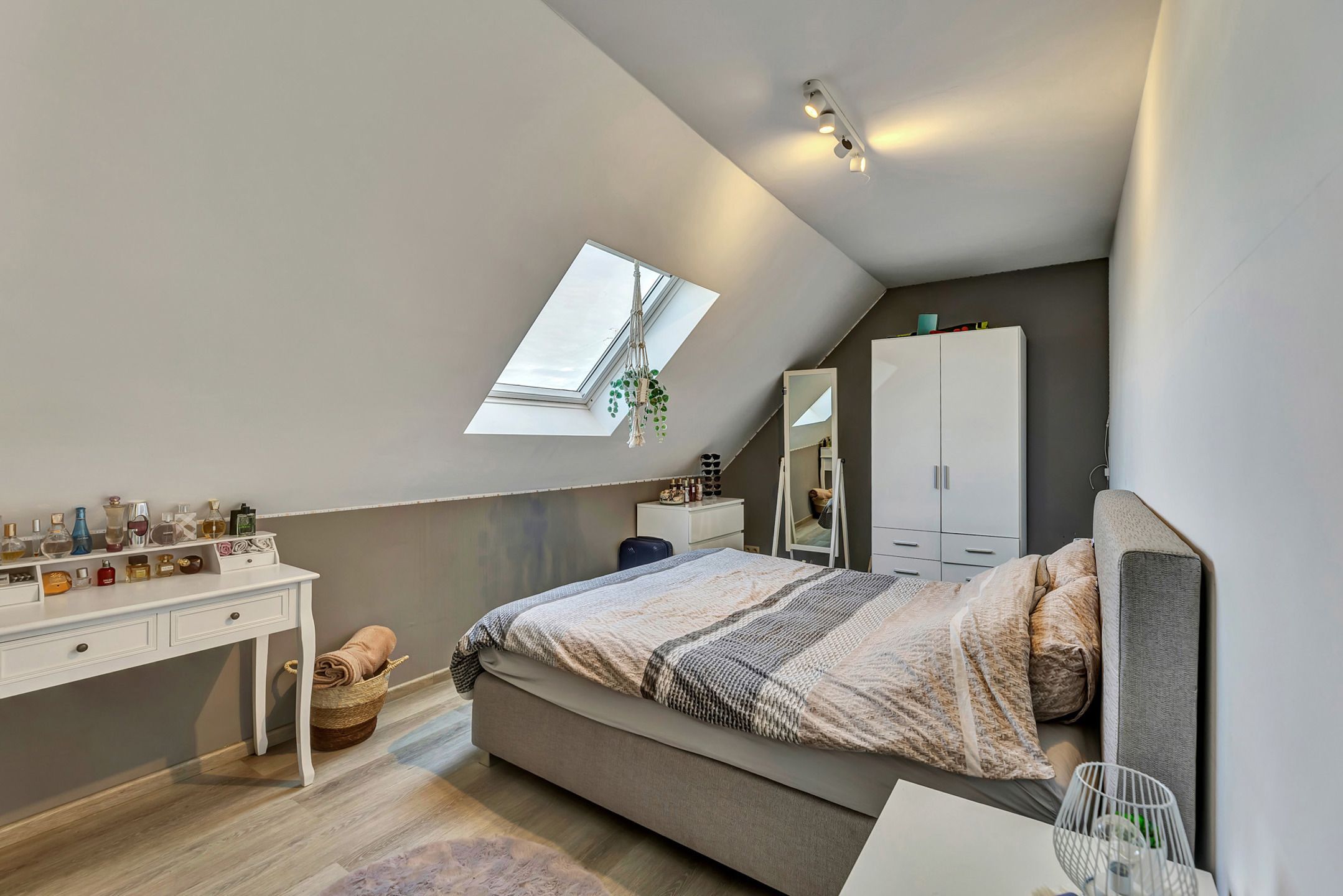 Toppertje in landelijke stijlvolle architectuur foto 23