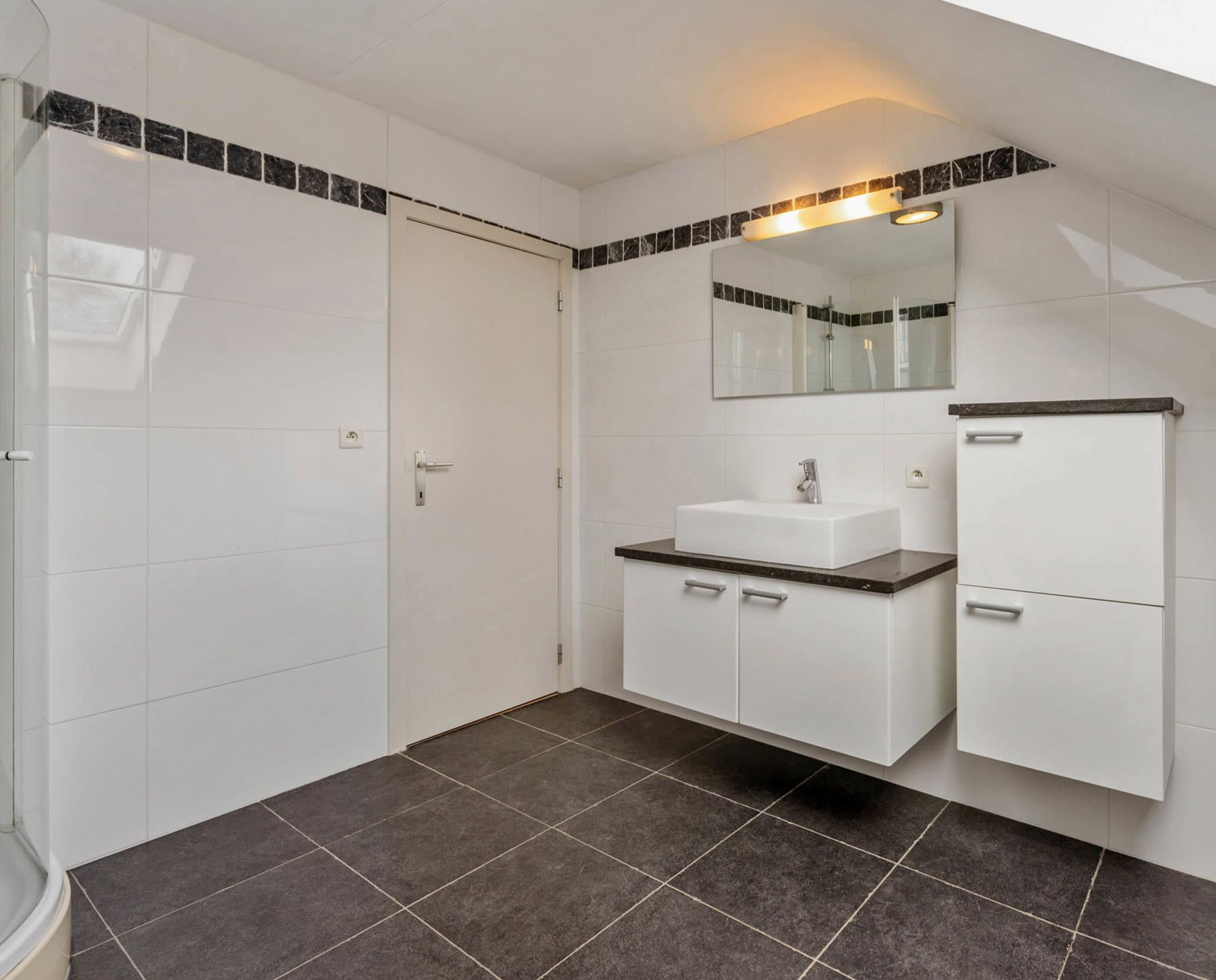 Duplex appartement met garage te Vlijtingen foto 21