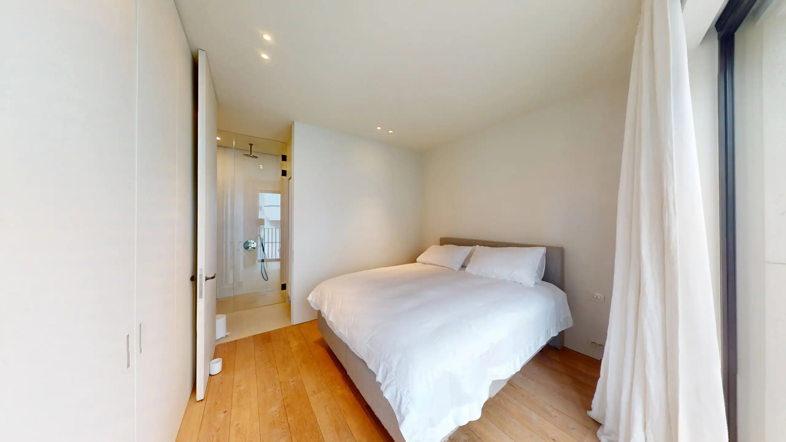 ANTWERPEN - Gemeubeld appartement vlakbij de Schelde foto 5