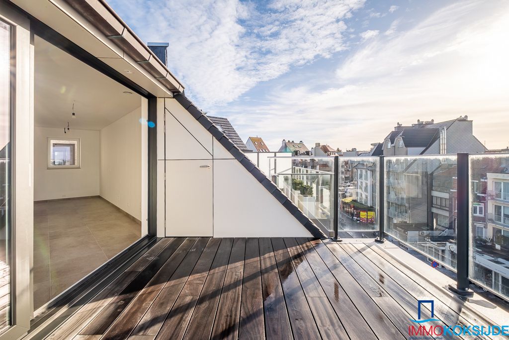 Zeer ruim appartement (161 m2) met 4 slaapkamers in moderne nieuwbouwresidentie foto 16