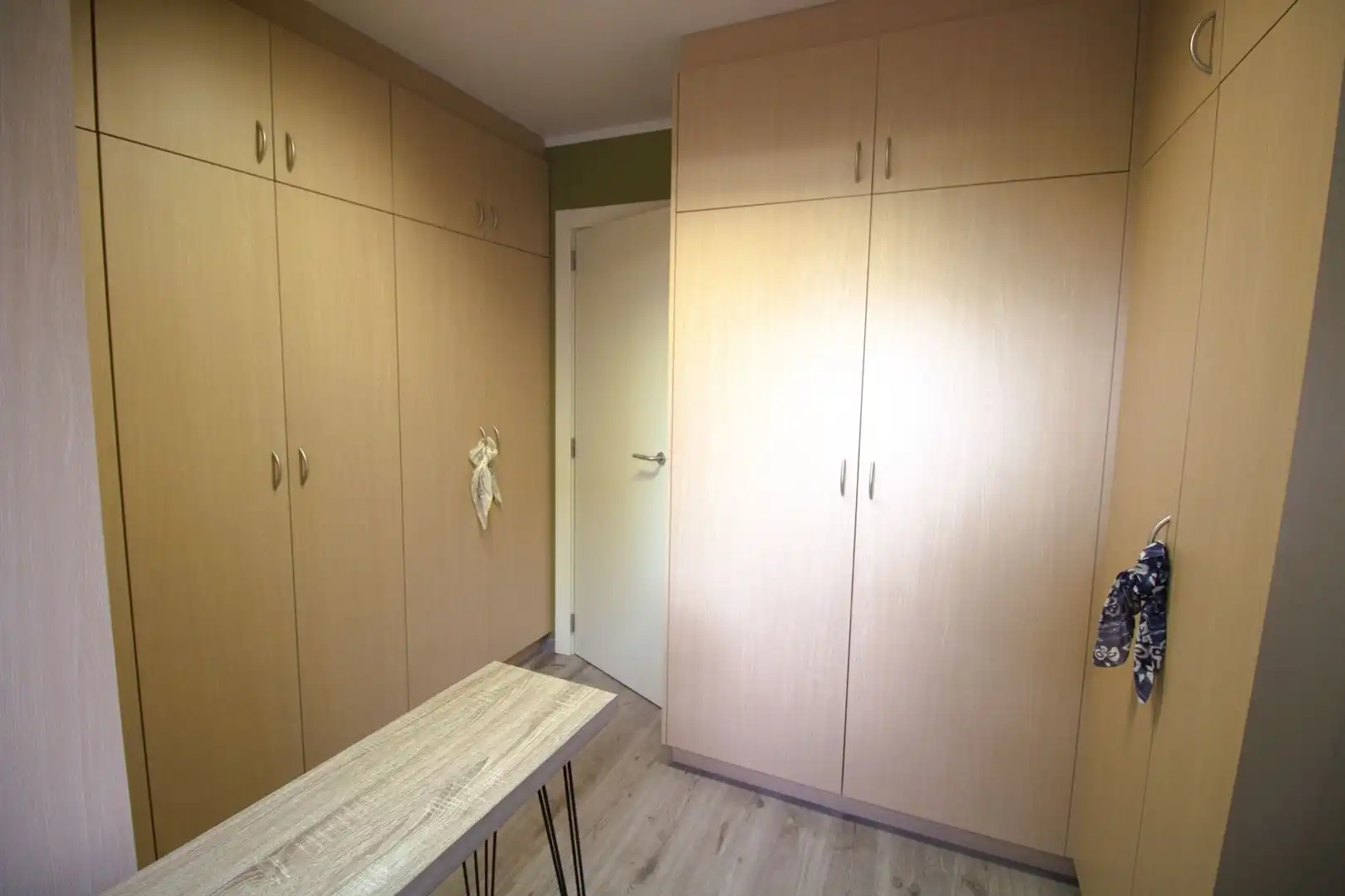 Gezellig 2-slpk appartement in Kortrijk foto 4