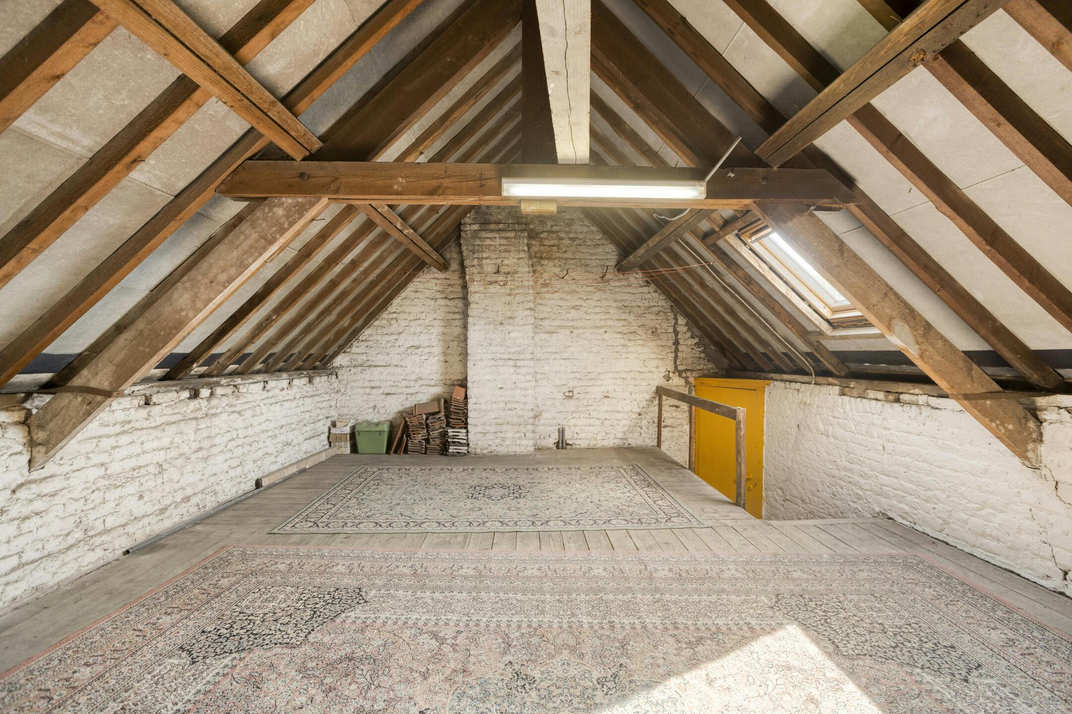 Instapklaar huis te koop in Ieper centrum foto 24