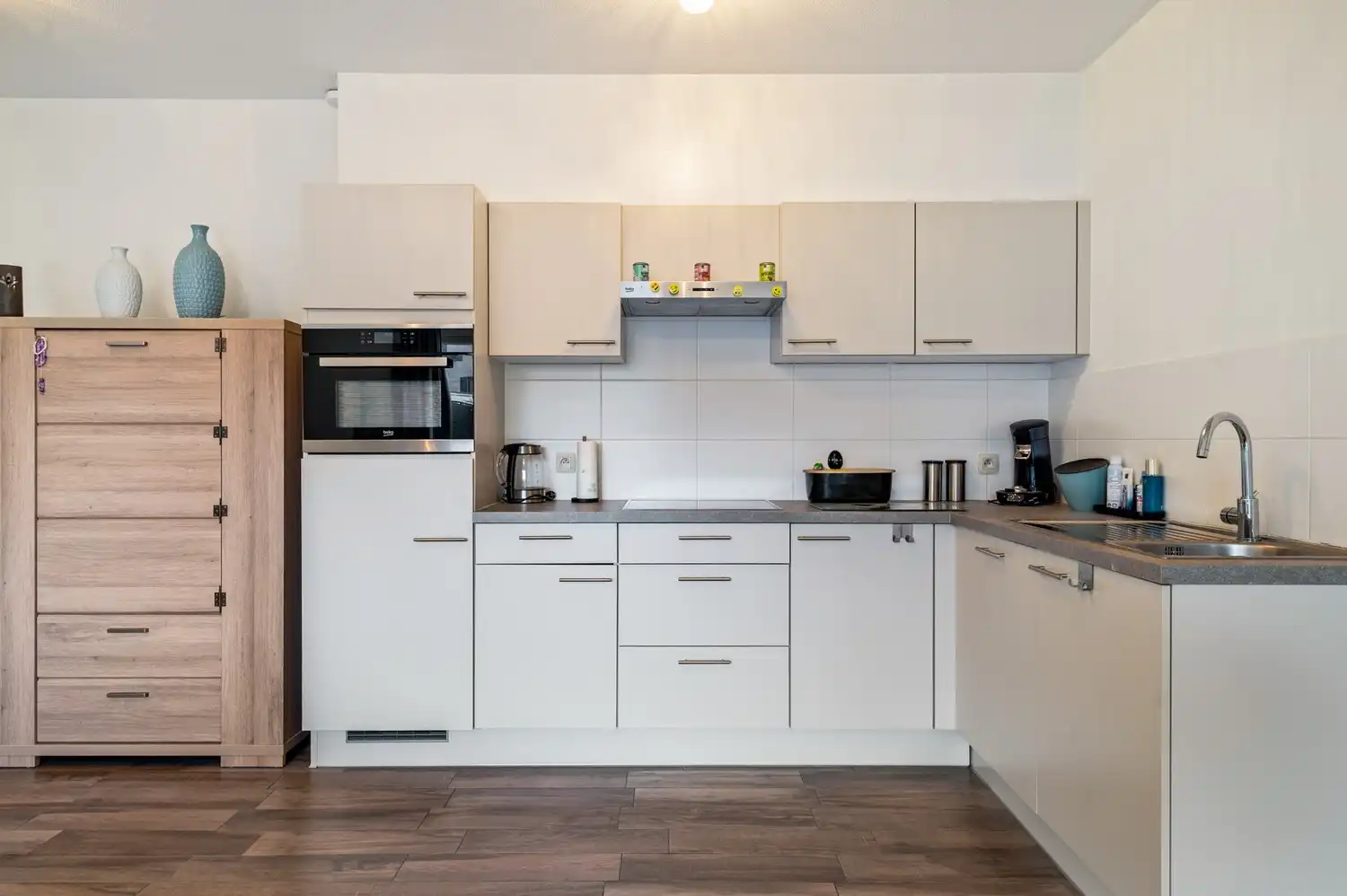 Instapklaar appartement met 2 slaapkamers en zonnig terras! foto 3