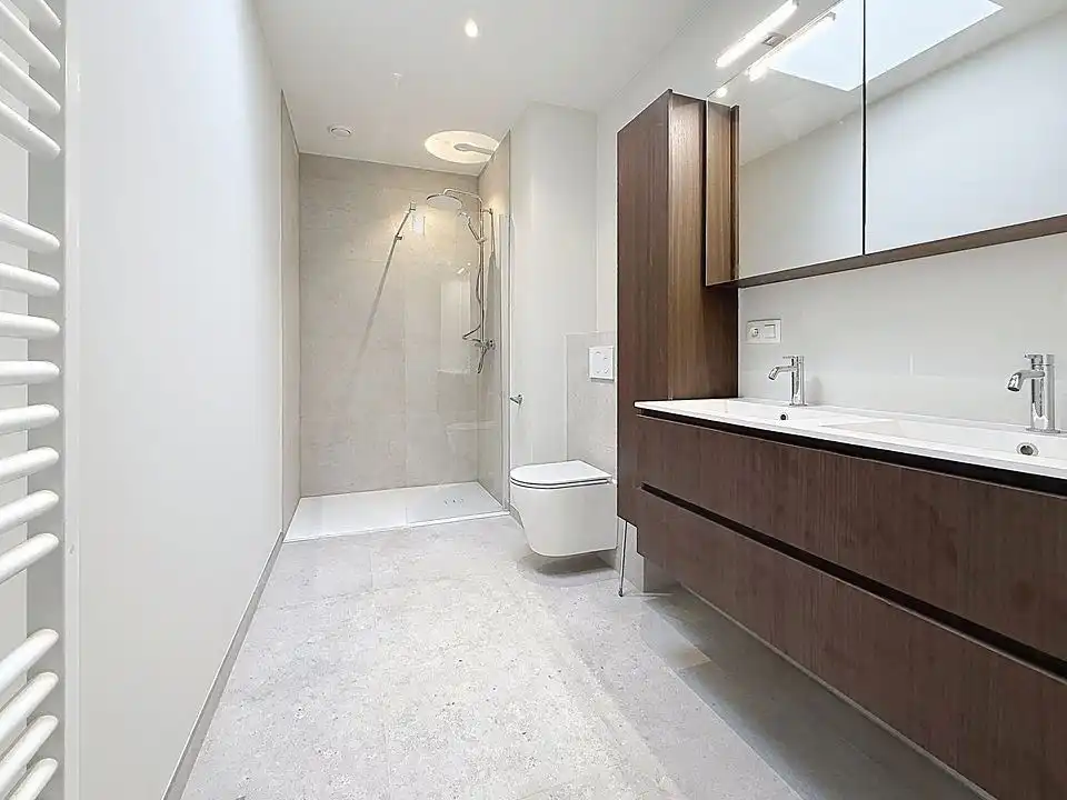 Ruime, volledig nieuwe woonst in het centrum van Roeselare foto 4