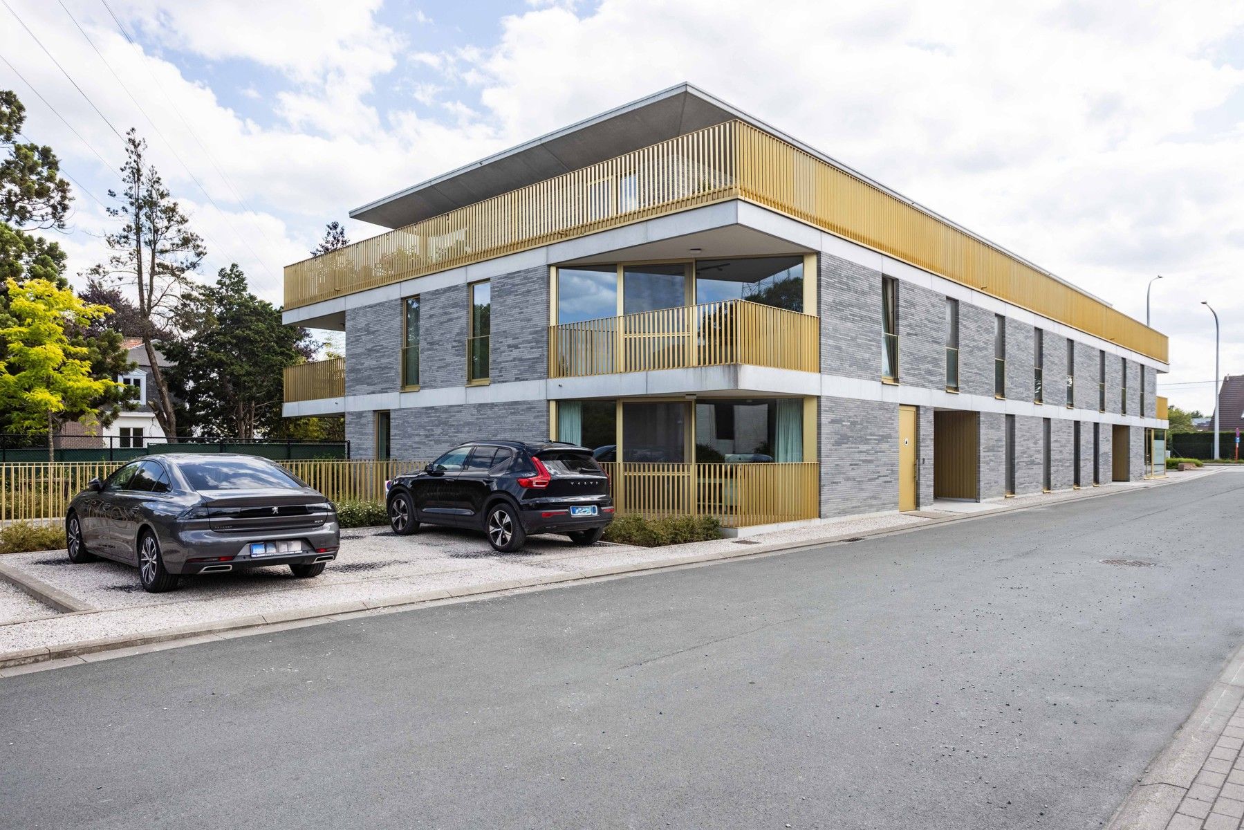 Ruim gelijkvloersappartement met hoogwaardige afwerking foto 25