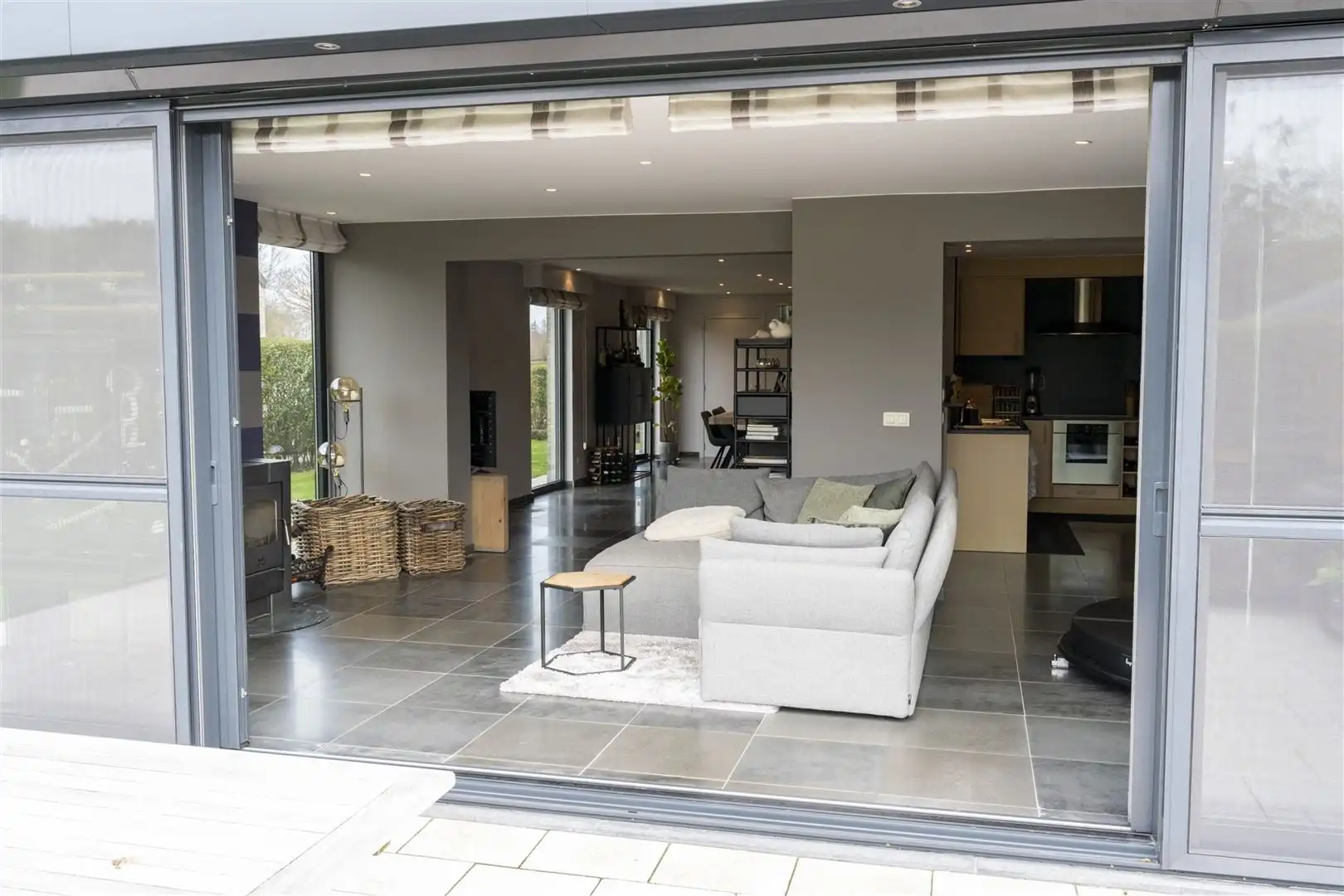 Kwalitatief afgewerkte woning met zonnige tuin, 3 slaapkamers en bureau. foto 12