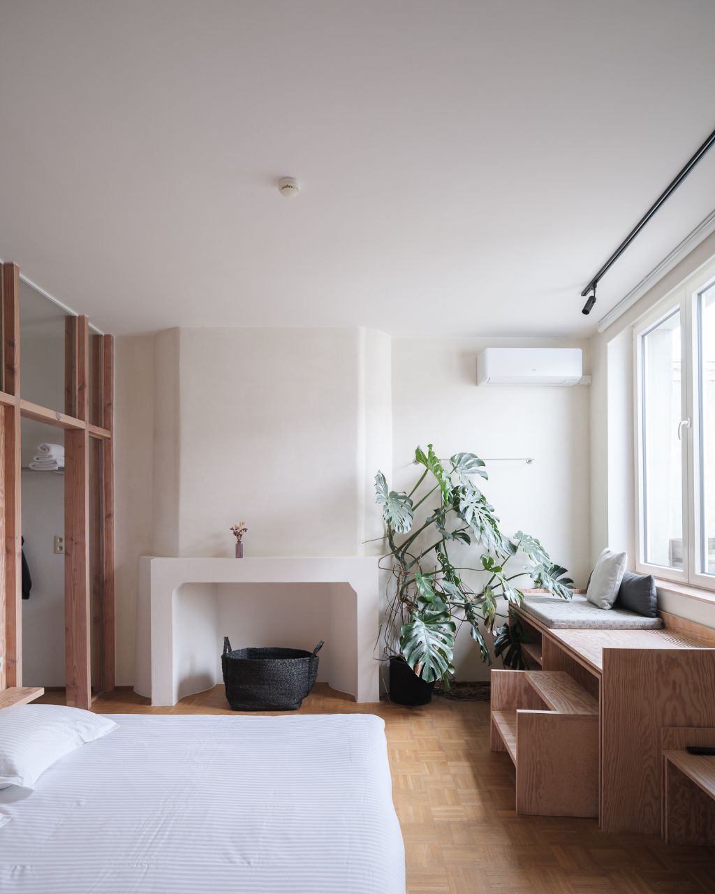 Bijzondere opbrengsteigendom bestaande uit een dakappartement en drie afzonderlijke kamers met eigen sanitair foto 15