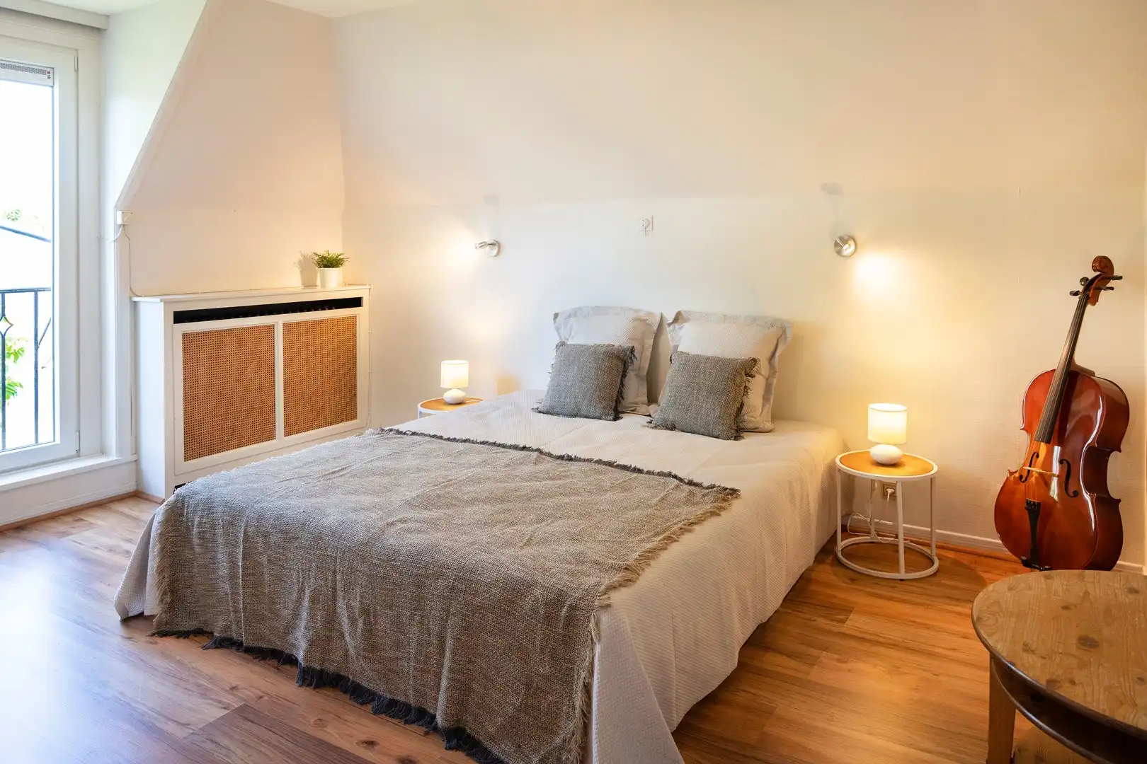 Ruime alleenstaande woning met grote tuin en veel privacy. foto 9