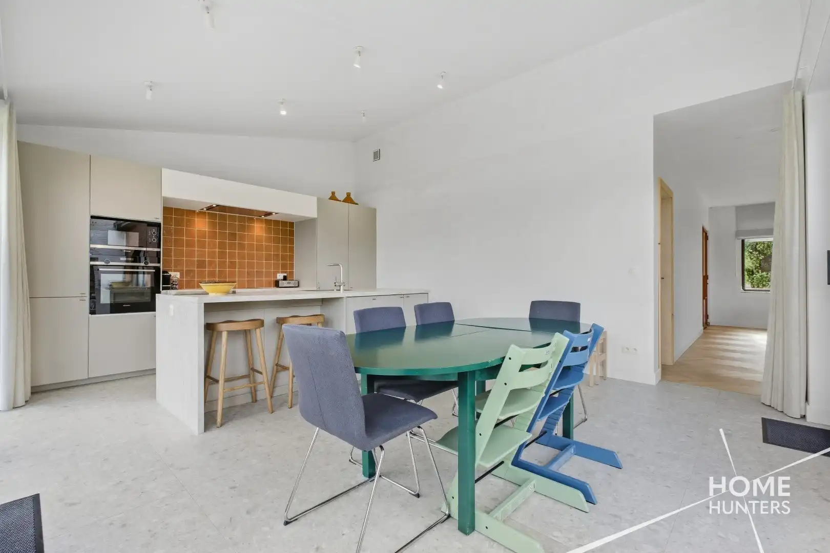 Karaktervolle landelijke woning,volledig vernieuwd en klaar voor de laatste persoonlijke afwerking foto 20