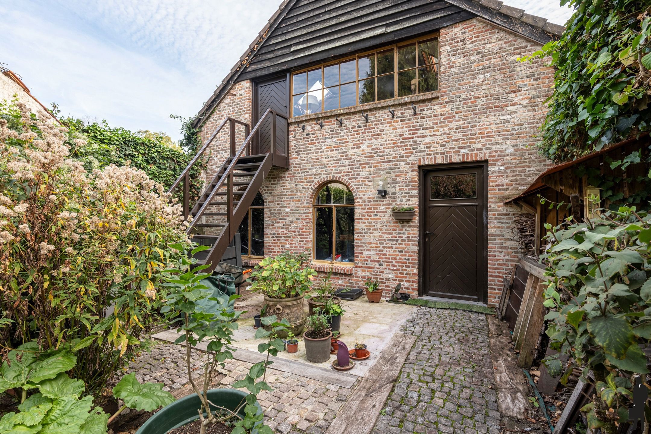 Statig herenhuis met 6 slks, 2 bdks, dubbele garage  foto 27