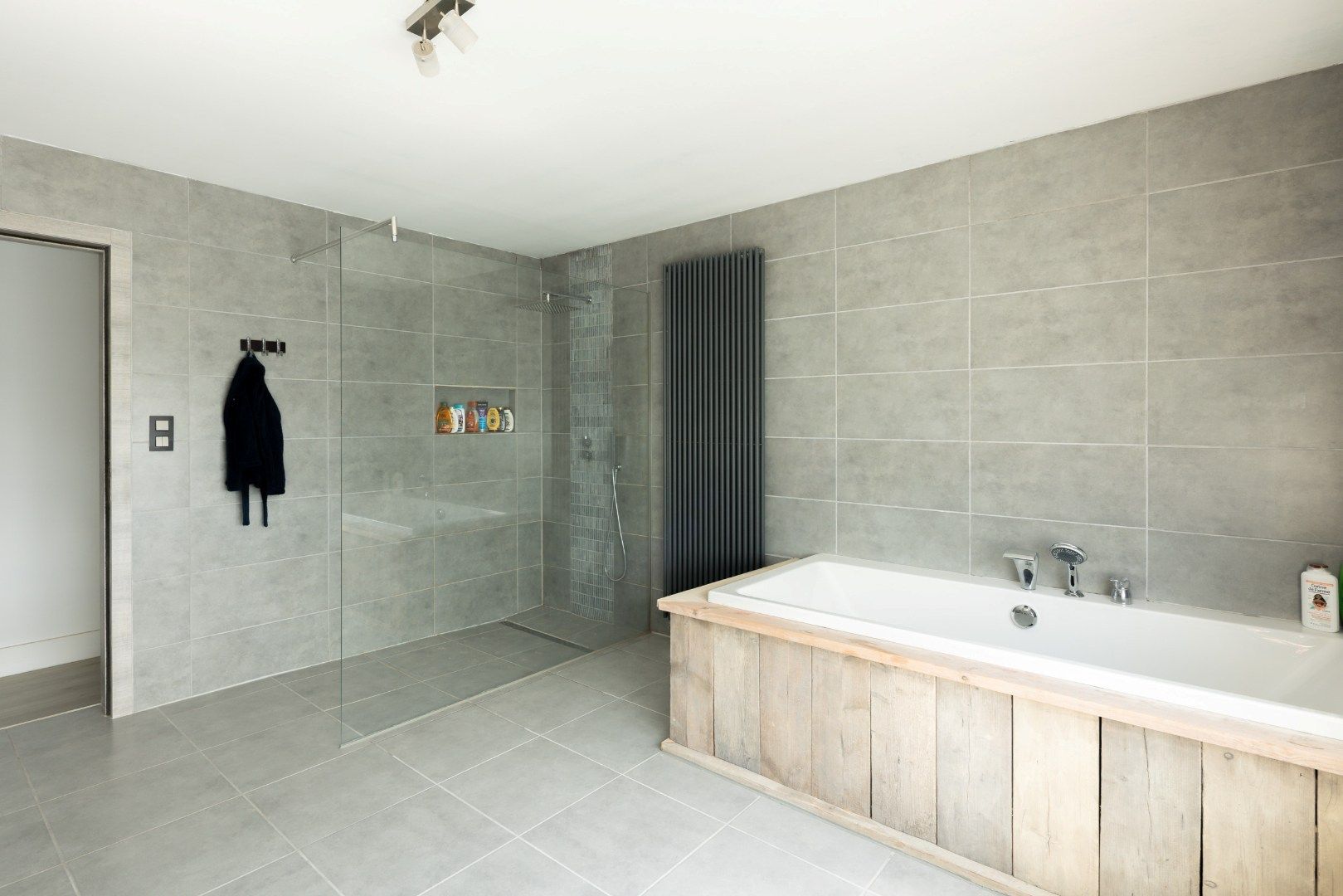 Vrijstaande en instapklare woning te koop in Pelt! foto 20