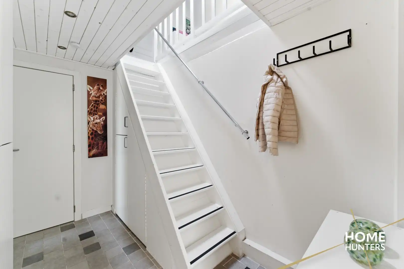 Instapklare hoekwoning in het rustige Leffinge! foto 9