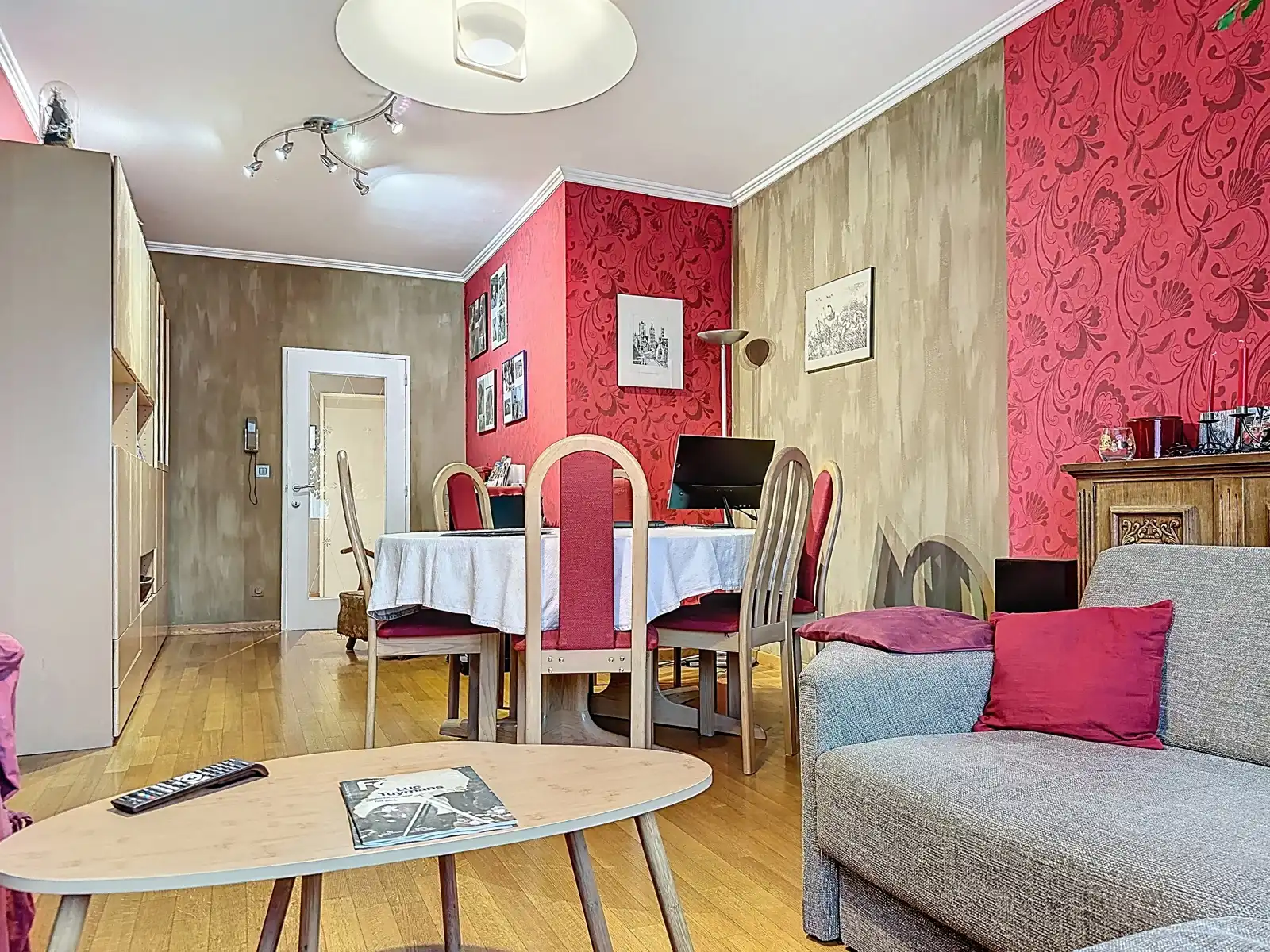 Appartement met drie slaapkamers.  Optie tot garage foto 20