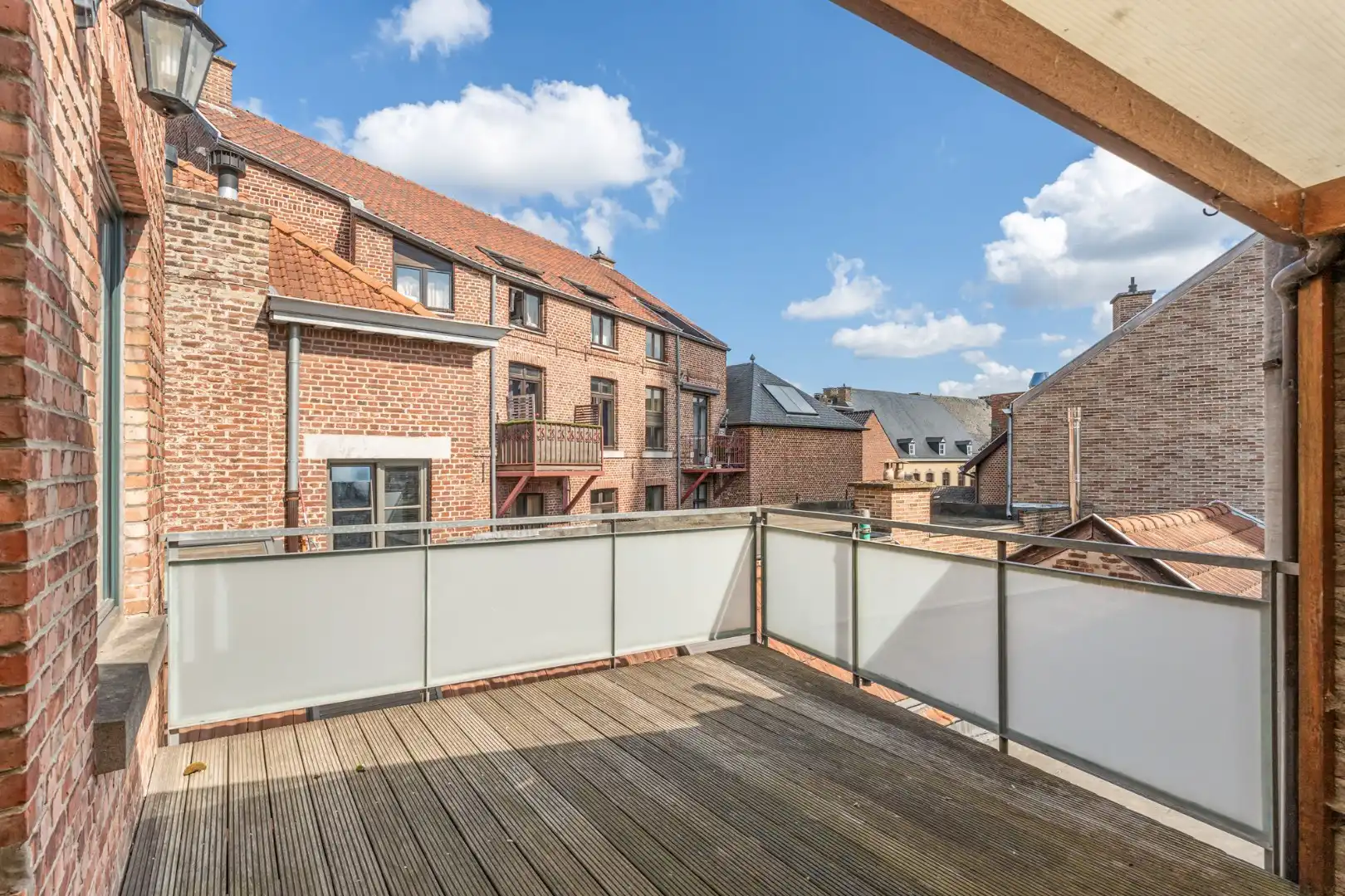 Handelshuis op commerciële topligging aan de Grote Markt  foto 12