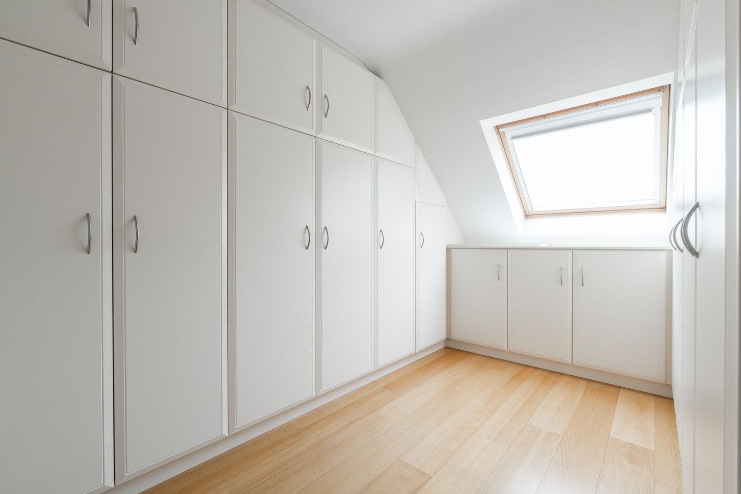 Ruim duplex appartement met 3 slaapkamers, staanplaats en berging te Pelt foto 20