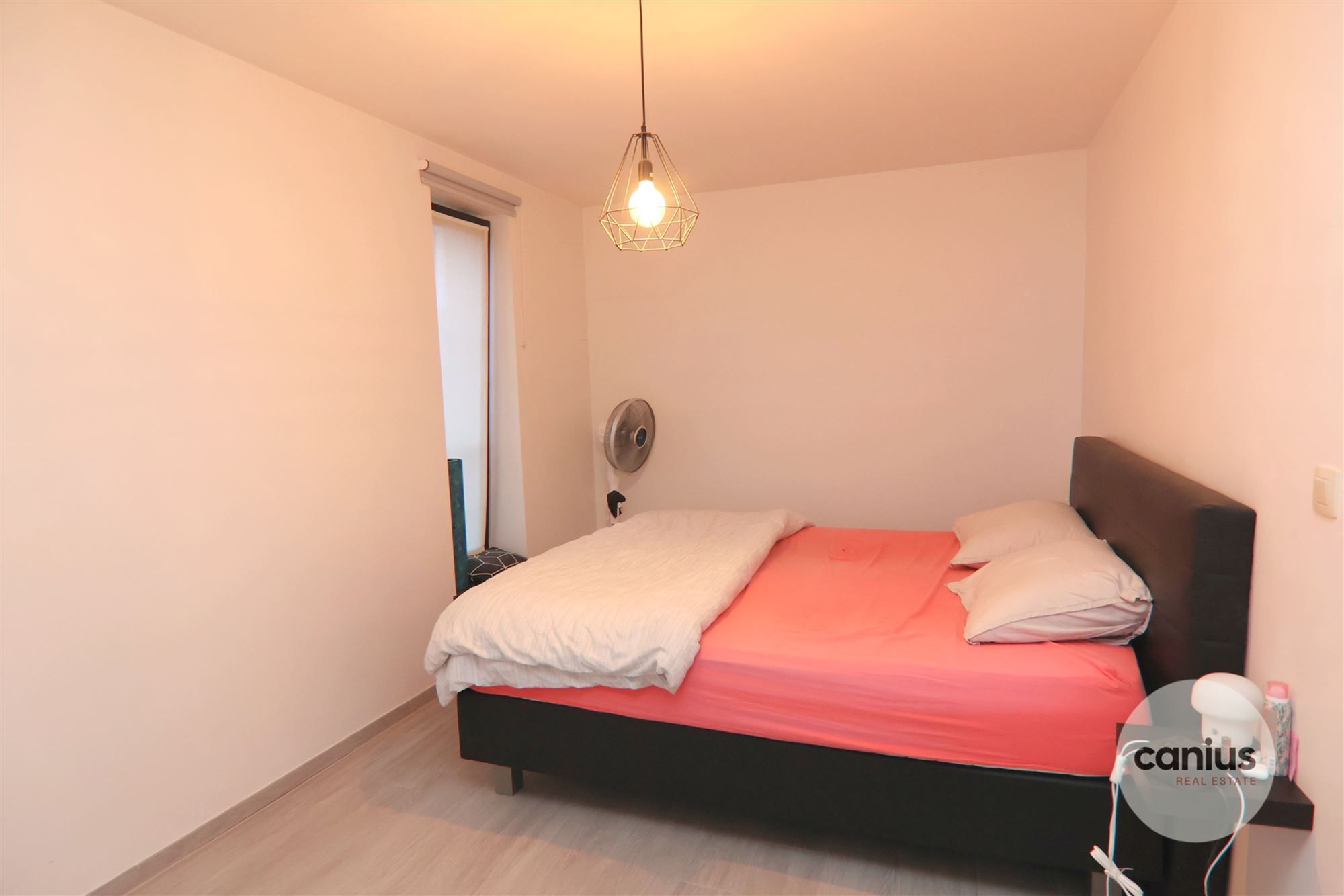 RECENTE WONING MET 3 SLKS NABIJ HET STADSCENTRUM foto 8