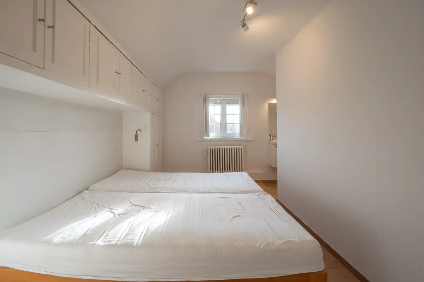 Charmante villa op een uitzonderlijke locatie in het Zoute, op 400m van het Albertplein en de zee foto 15