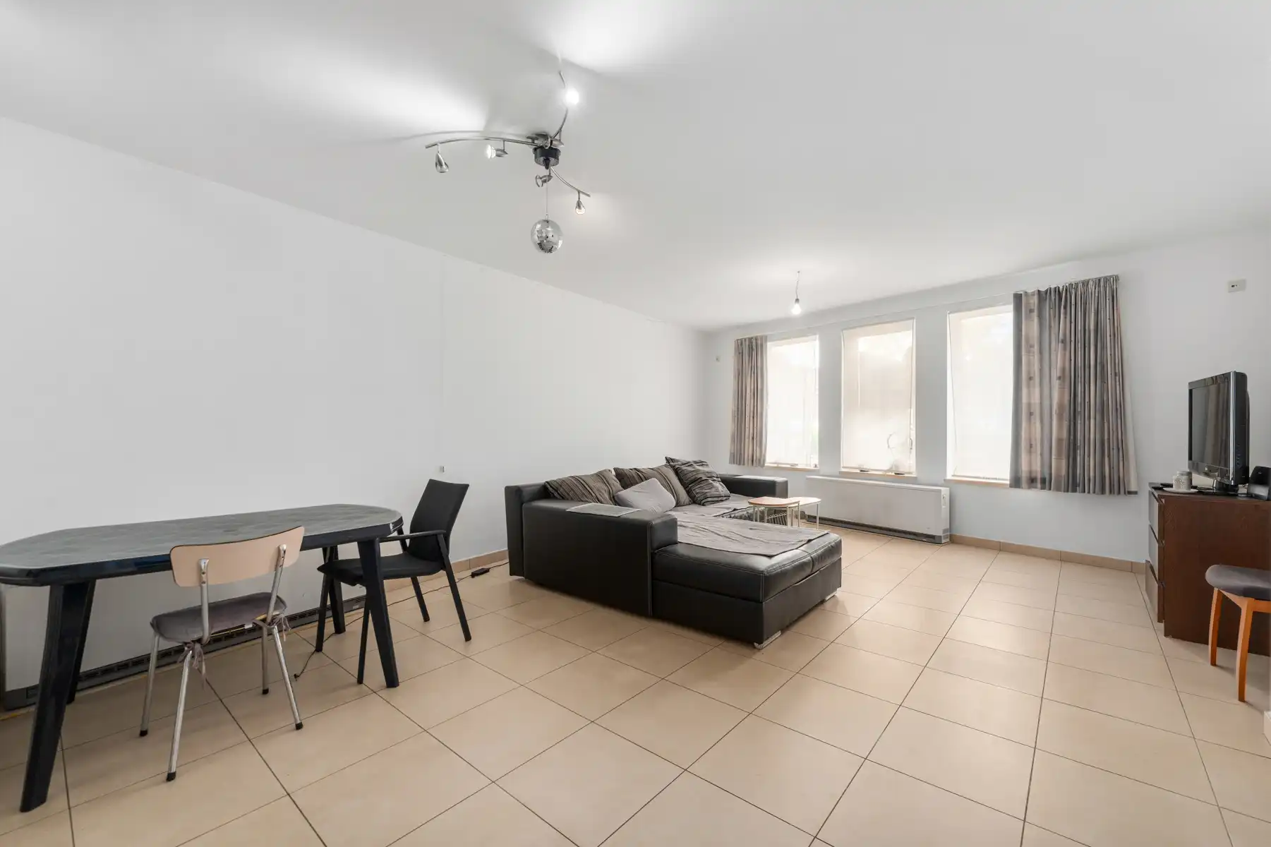 Opbrengsteigendom met 4 appartementen.  foto 6
