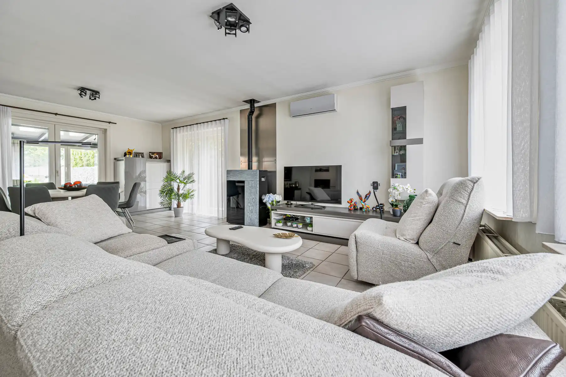 Kwalitatieve open bebouwing met 3 slaapkamers foto 4