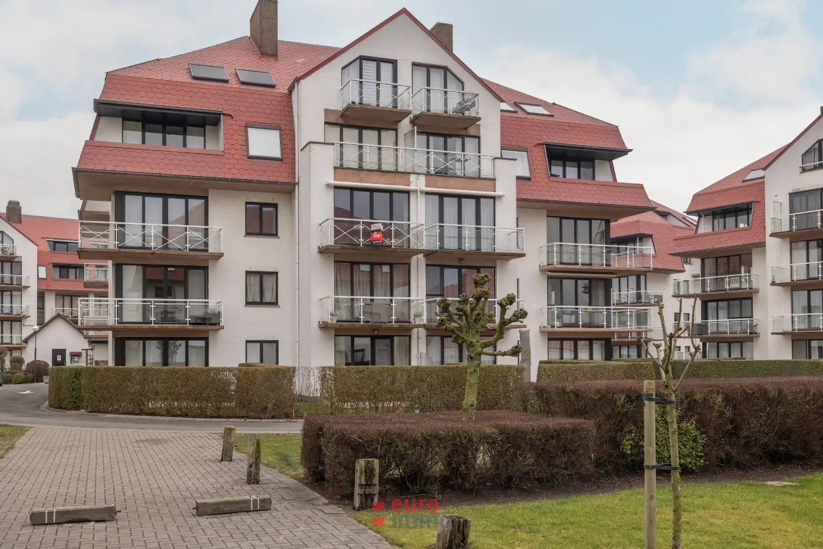 Zuidgericht appartement met terras in groen en autoluw domein nabij zee foto 15