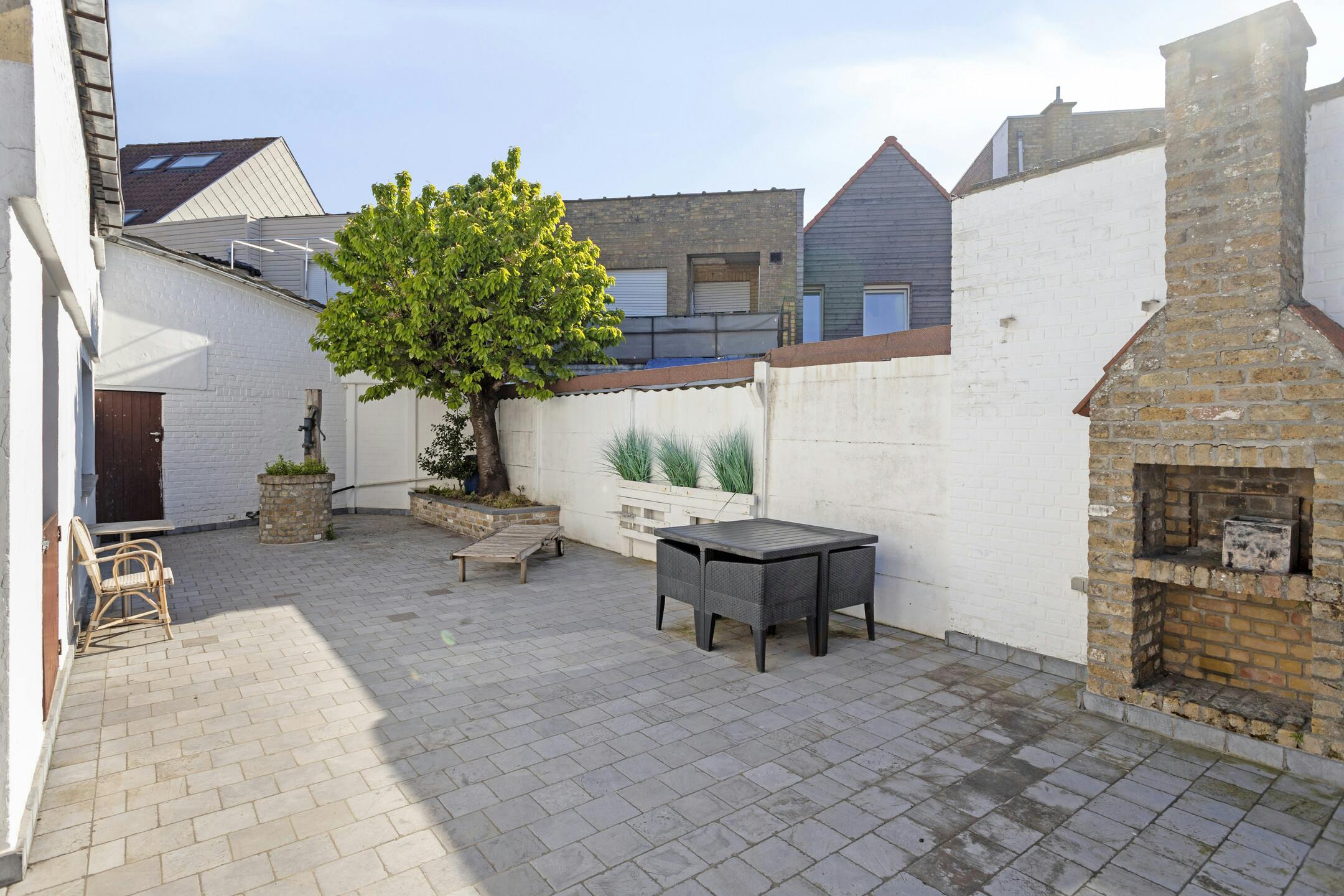 Rijwoning met veel potentieel te koop in centrum Knokke foto 26