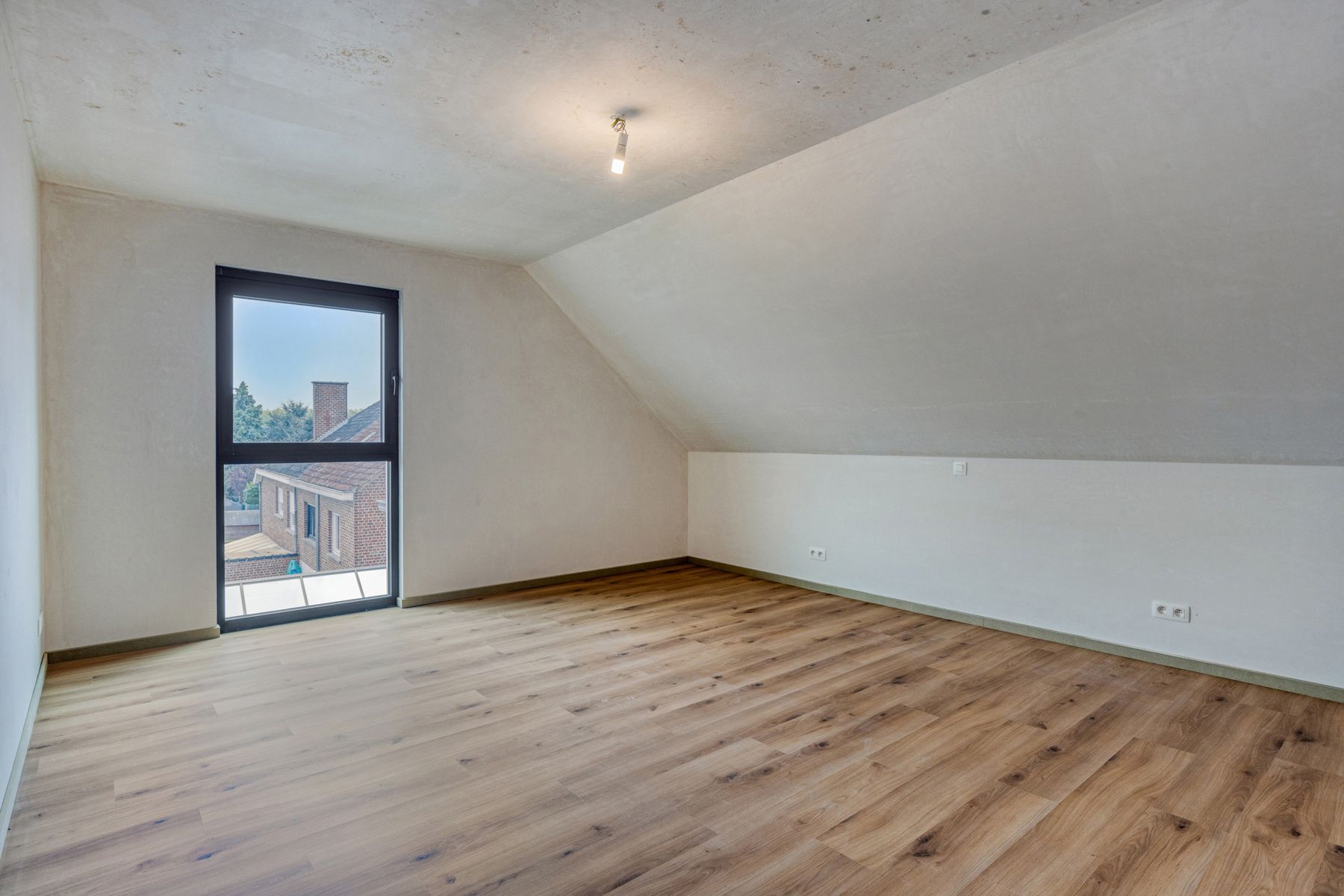 Nieuwbouw duplex appartement met ruim terras in het centrum foto 18