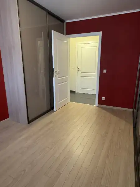 Gelijkvloers appartement met 2 slaapkamers foto 18