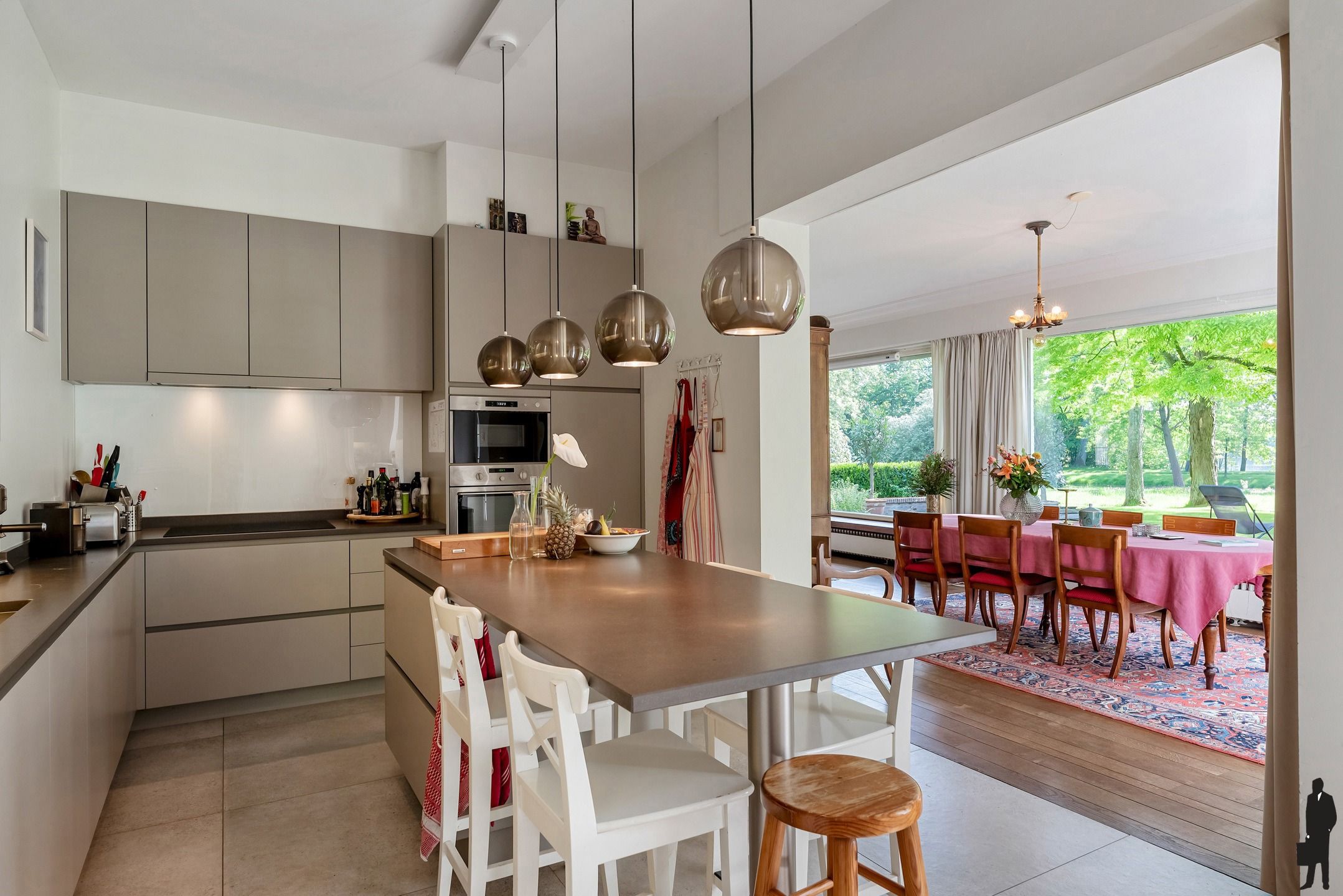 Uniek domein "Hof Van Lachenen" met 2 villa's te koop in Lier.  foto 21