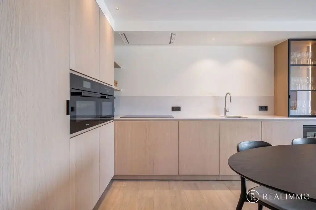 Prachtig appartement met zeezicht in residentie Sea Sight foto 6