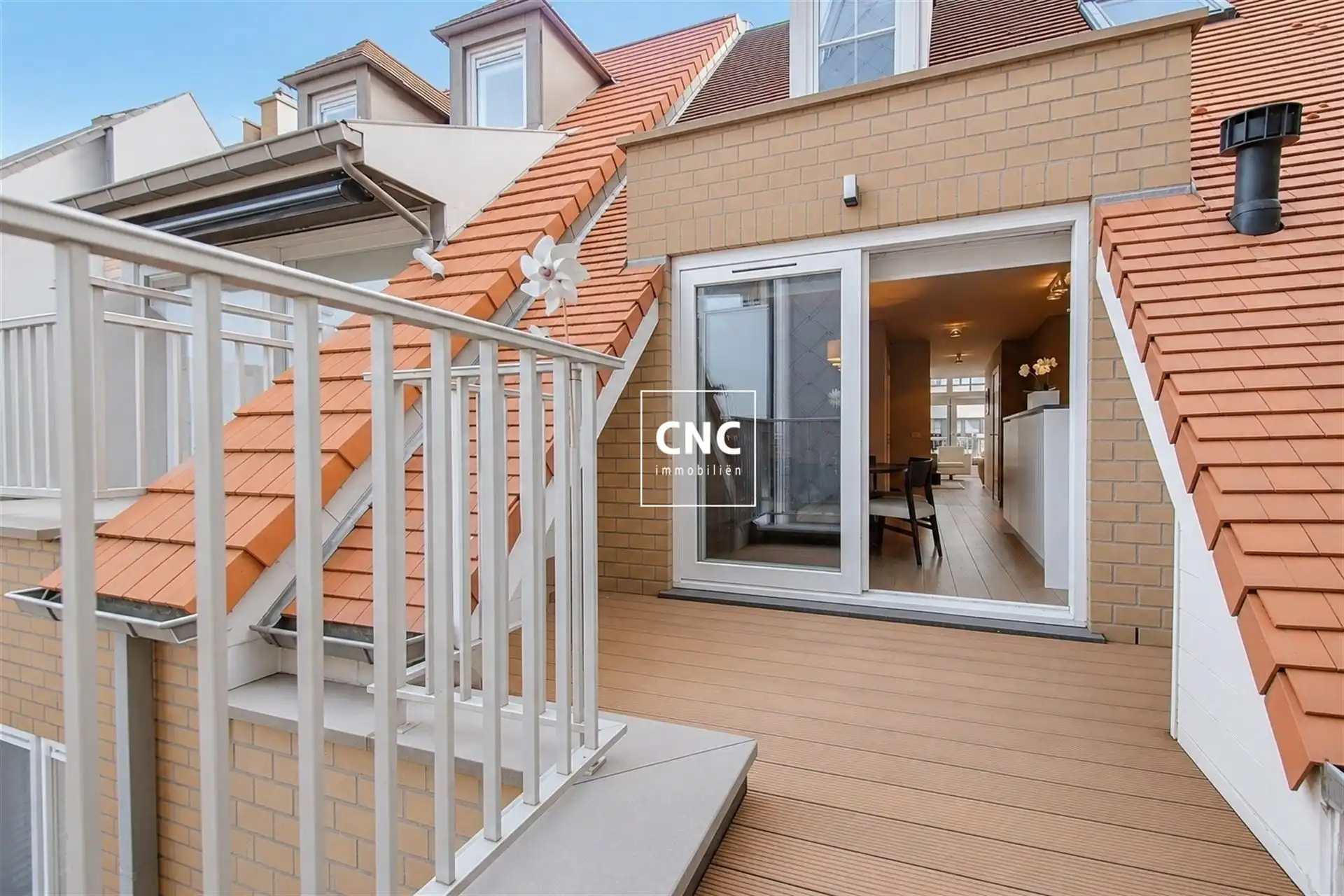 Duplex-appartement met zonneterras op toplocatie in Knokke foto 11