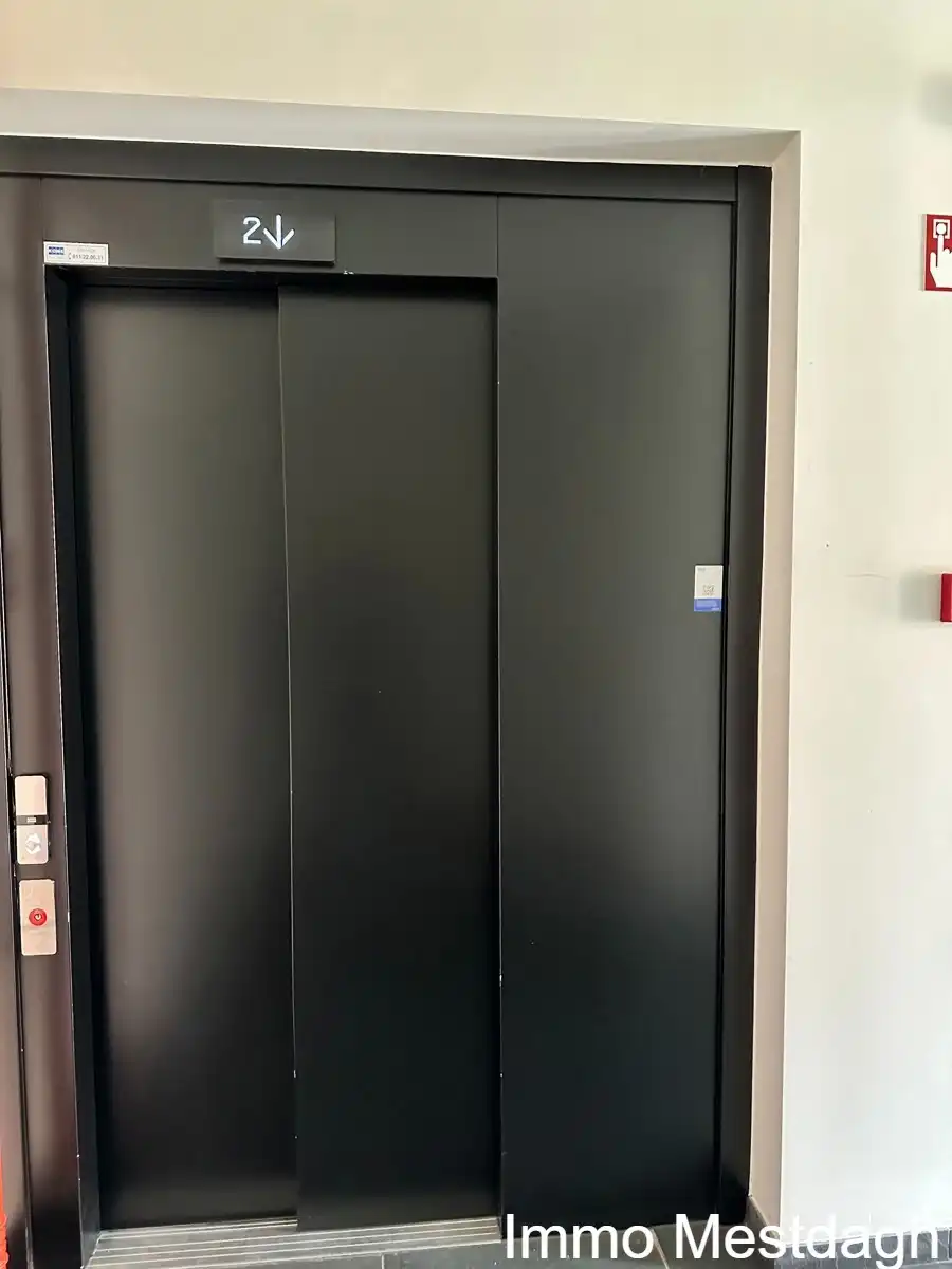 Unieke Penthouse met Panoramisch Uitzicht & Terrassen Rondom foto 5