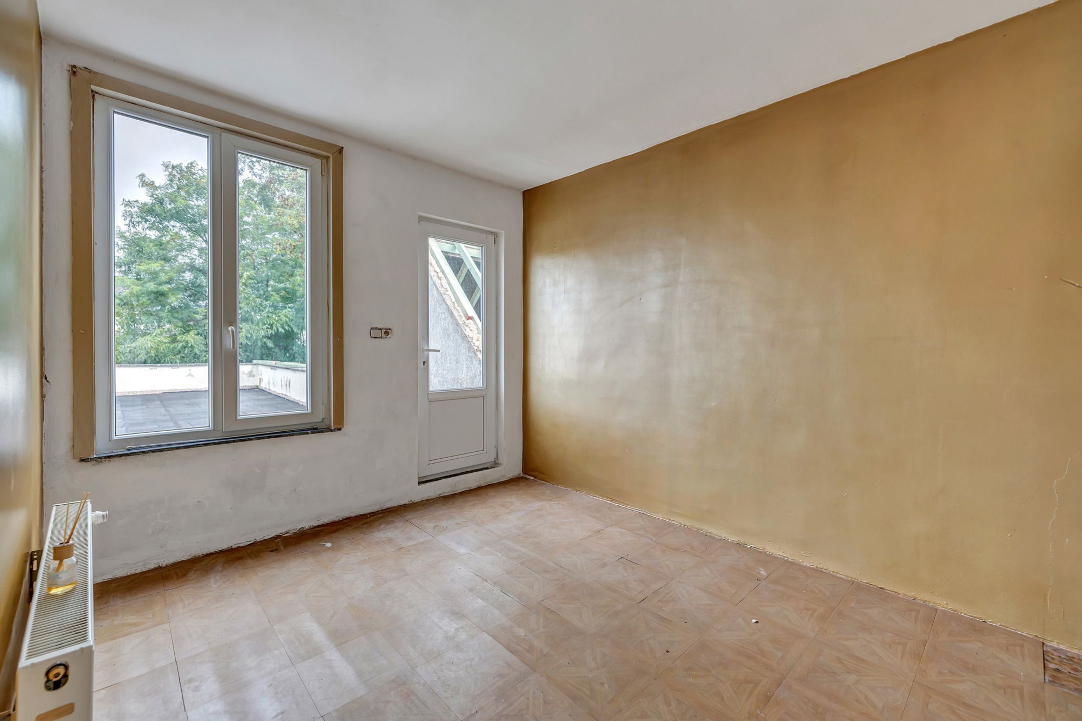 Charmante starterswoning in het rustige Meerbeke foto 10