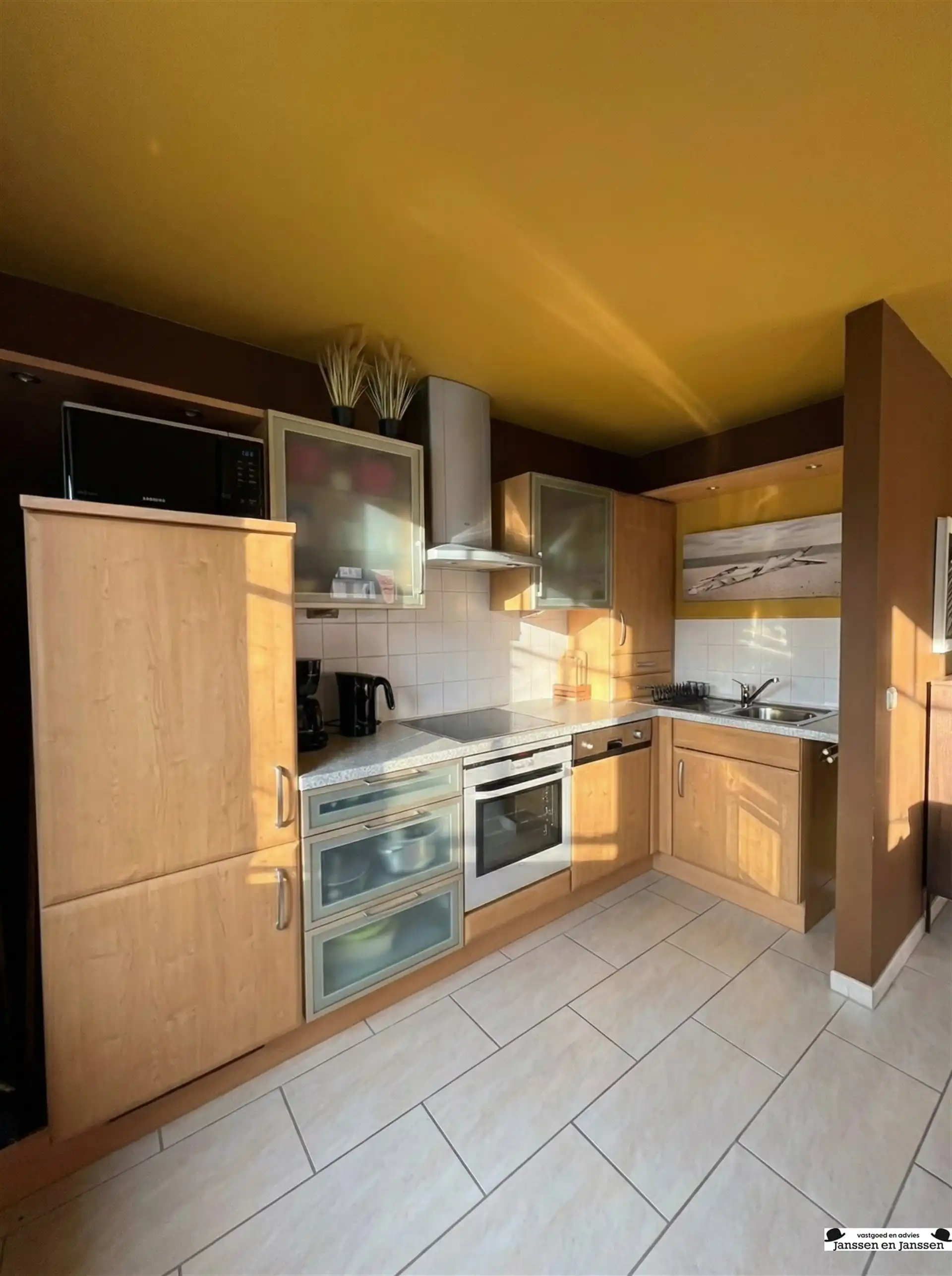 Duplex appartement met ondergrondse parking nabij het strand foto 4