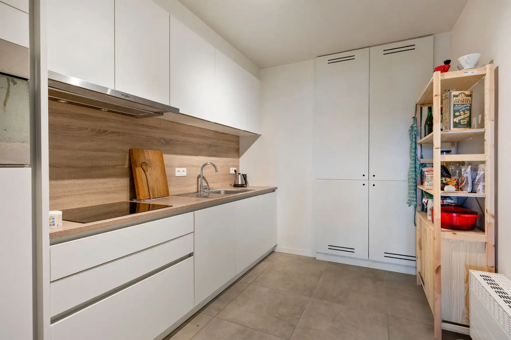 Recent gerenoveerd appartement foto 6