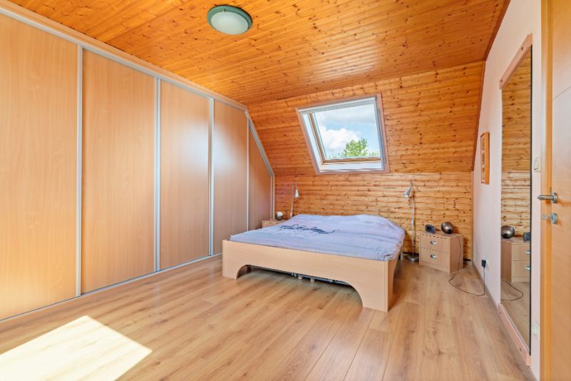 Vrijstaande woning rustige wijk - 832m² grond! foto 15