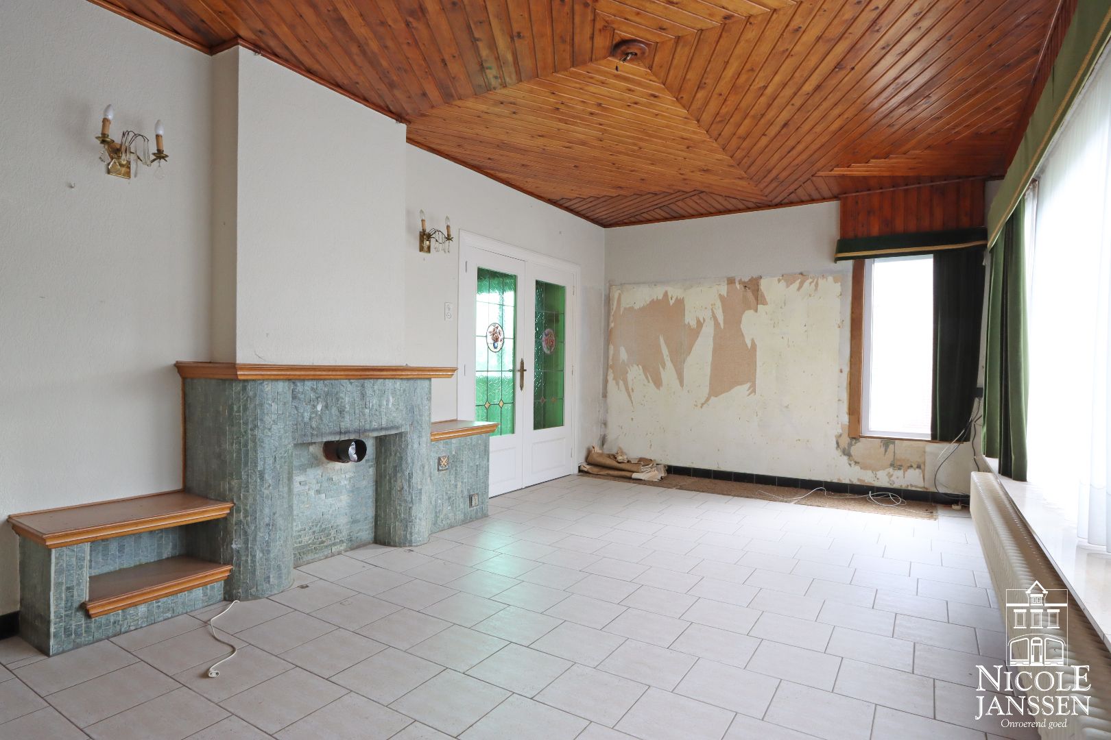 Mooi verzorgde split-level woning op unieke locatie in het mooie Aldeneik foto 8