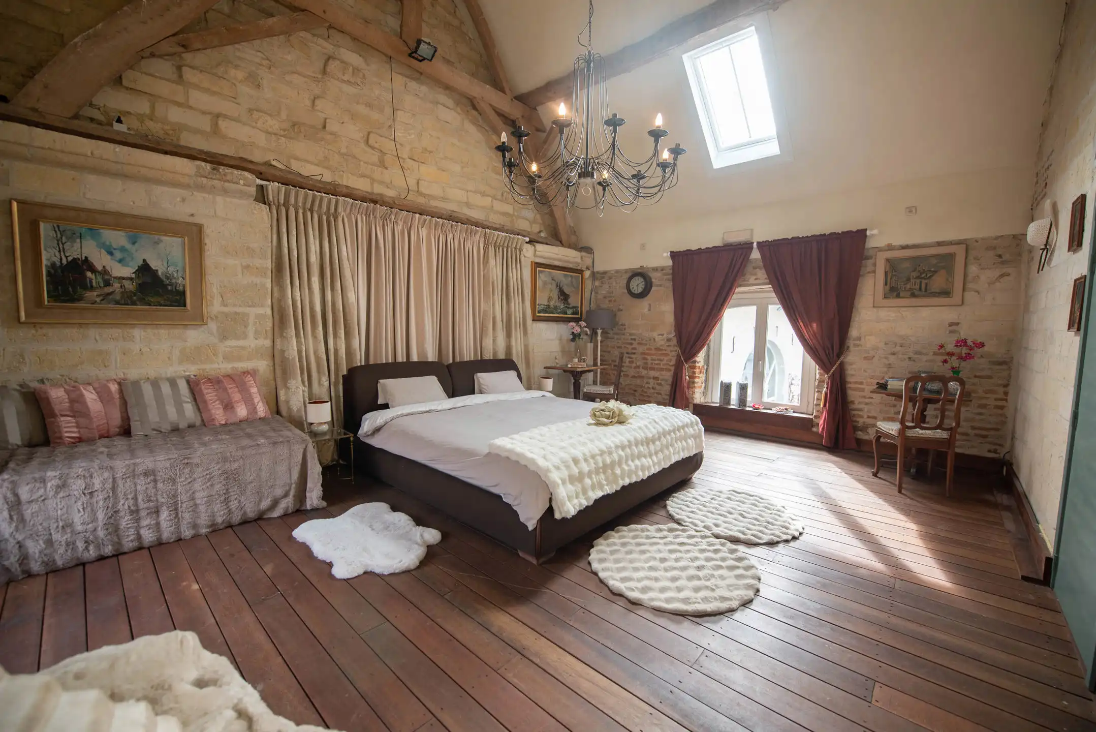 Vierkantshoeve met 3 woningen te Valmeer foto 24