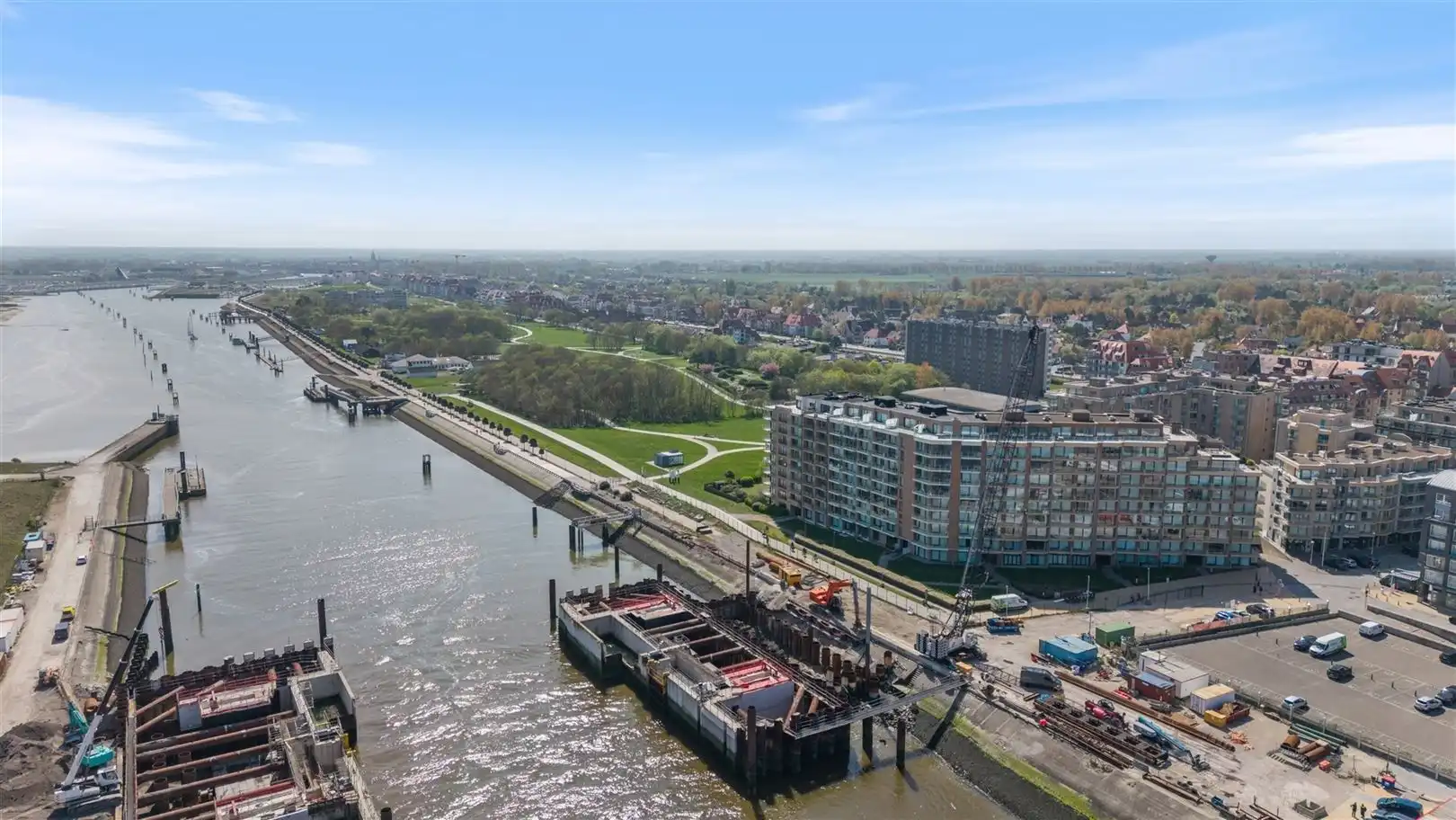 zongericht hoekappartement met prachtig terras en zicht foto 20