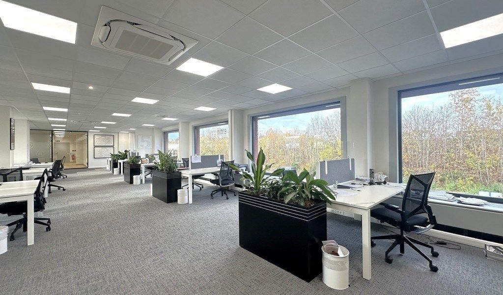 Exclusief ingericht kantoor te huur in Dionysius KMO center te Sint-Denijs-Westrem foto 4