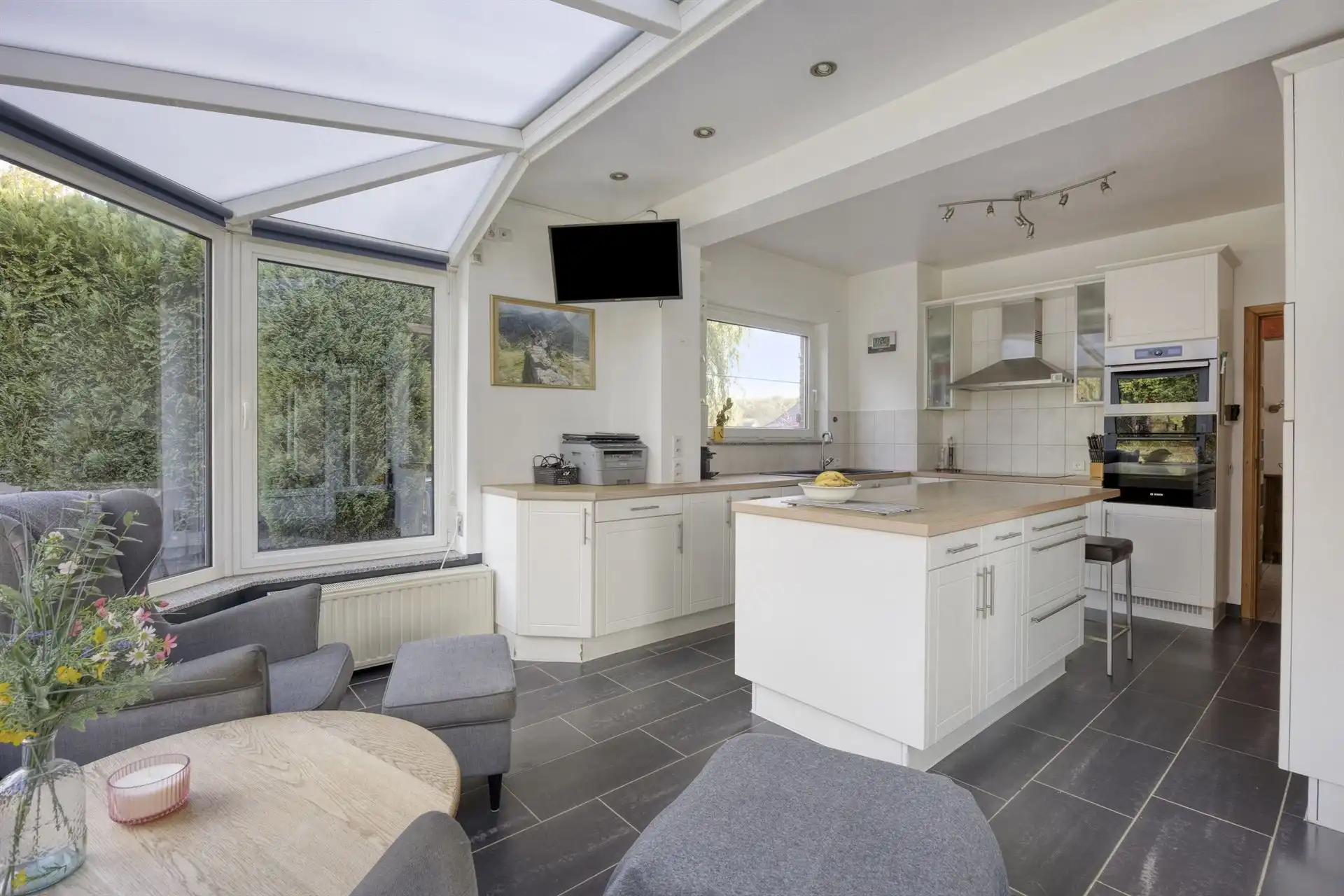 Klassieke villa in rustige omgeving foto 12