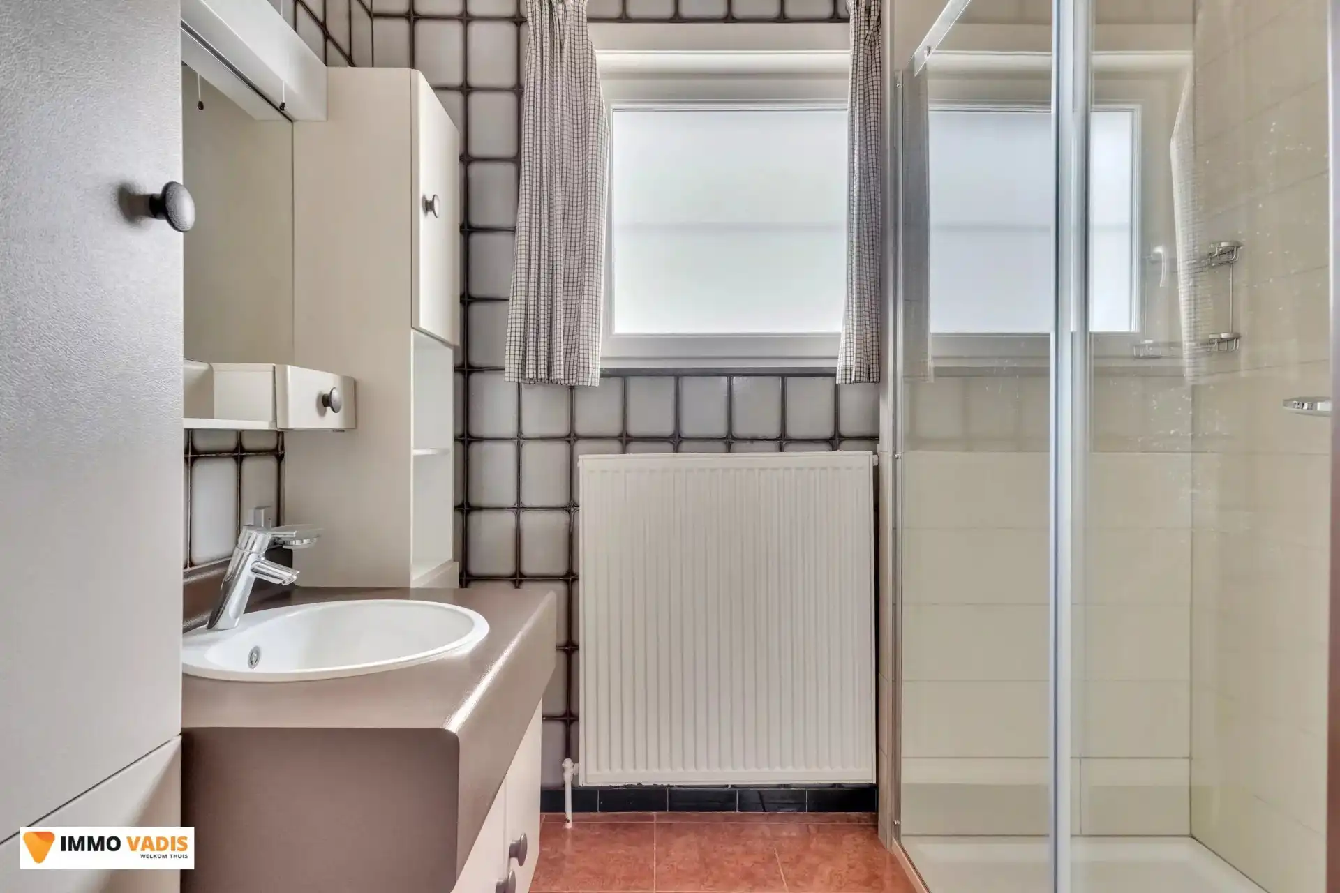 Goed onderhouden vrijstaande woning, met 3 slaapkamers, tuin en inpandige garage foto 12