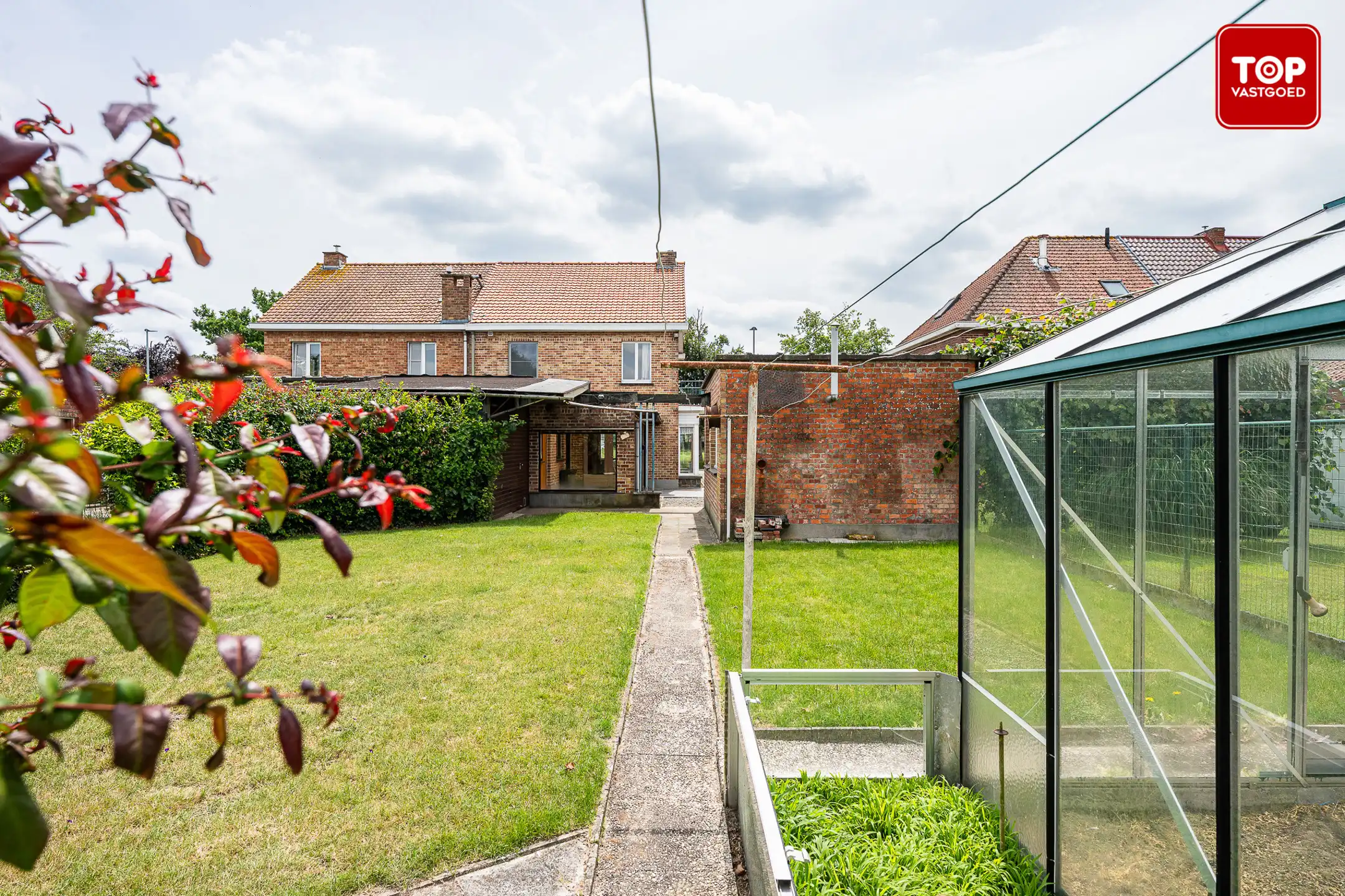 Halfopen bebouwing met 3 slaapkamers, zonnige tuin en garage  foto 26