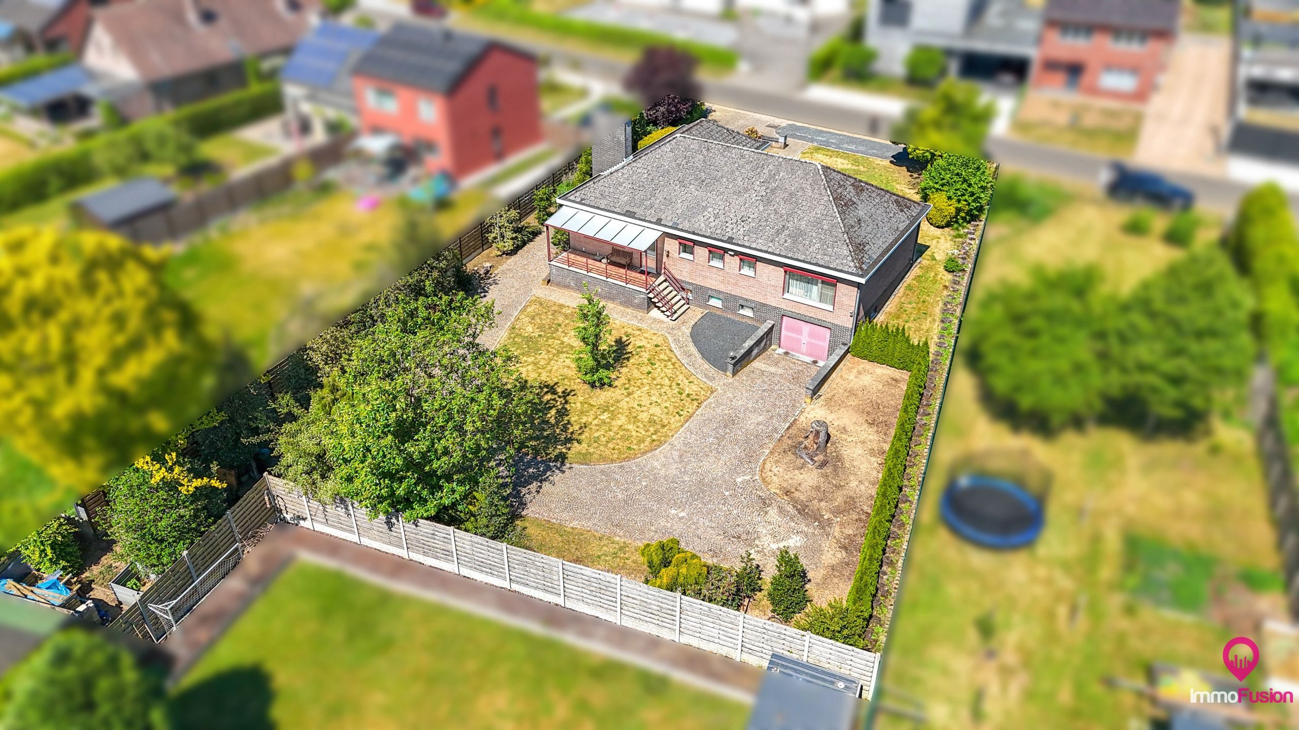 Mooie, volledig onderkelderde bungalow met 3 slaapkamers!  foto 44