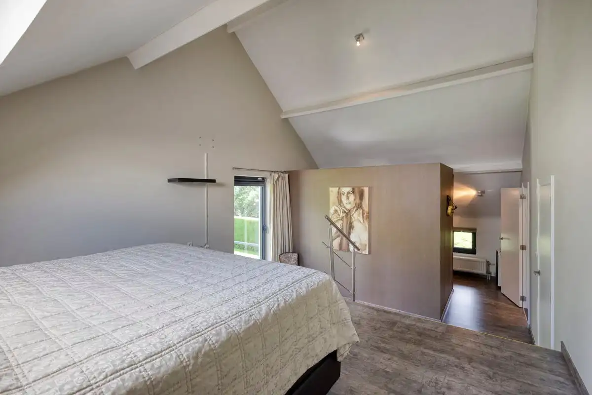 Karaktervolle viergevel woning op 24 are in Grimbergen – wonen en werken op toplocatie foto 24