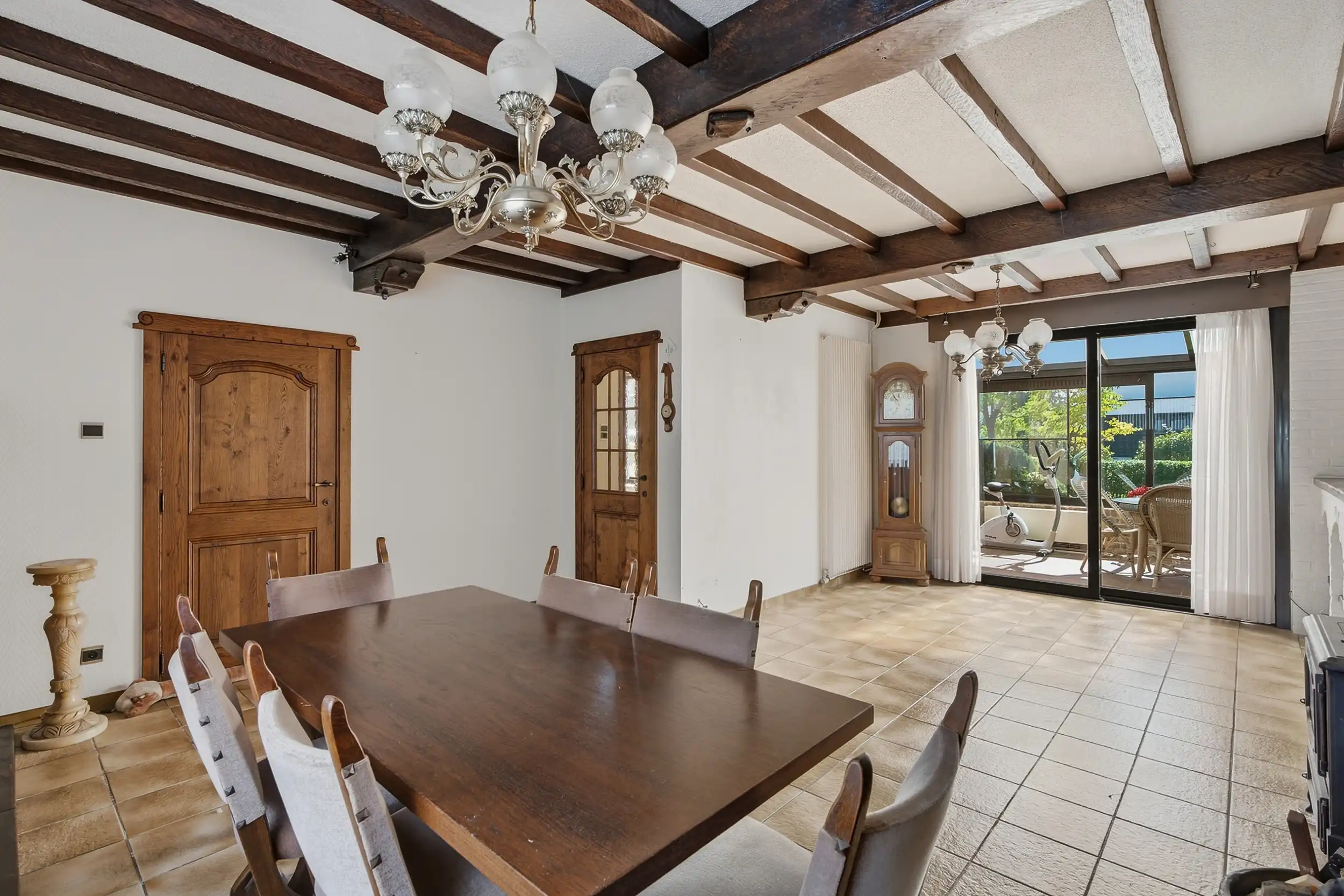 Te renoveren woning met tal van mogelijkheden foto 12