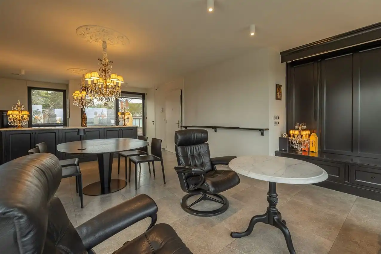 Exclusief penthouse in centrum - aankoop aan 2% registratie foto 8